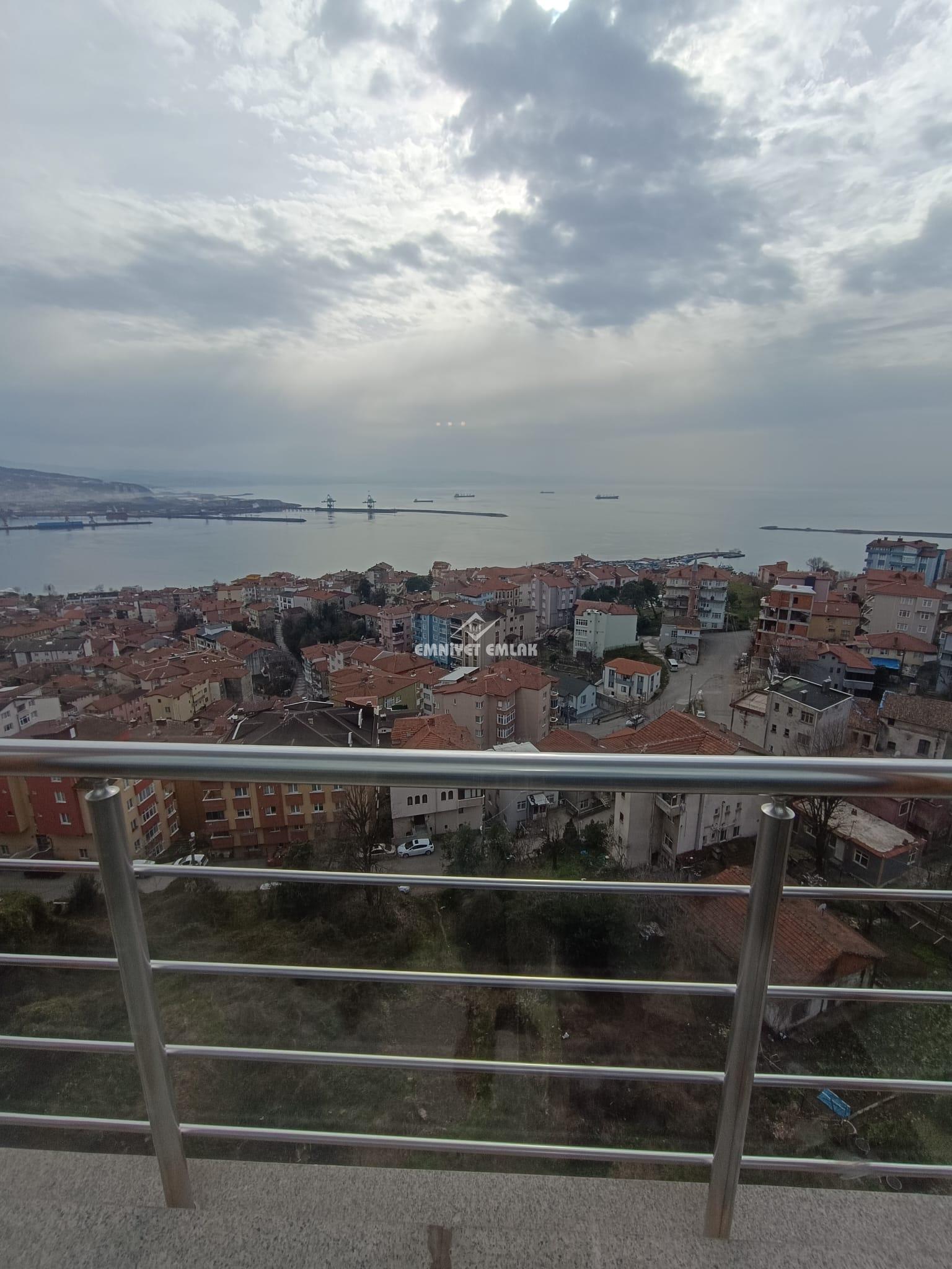 KDZ EREĞLİ KİRMANLI MAHALLESİNDE FULL DENİZ MANZARALI 3+1 SATILIK DAİRE