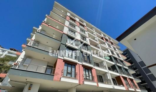 ADLİYE BÖLGESİNDE DENİZ VE DOĞA MANZARALI 1+1 EŞYALI KİRALIK DAİRE