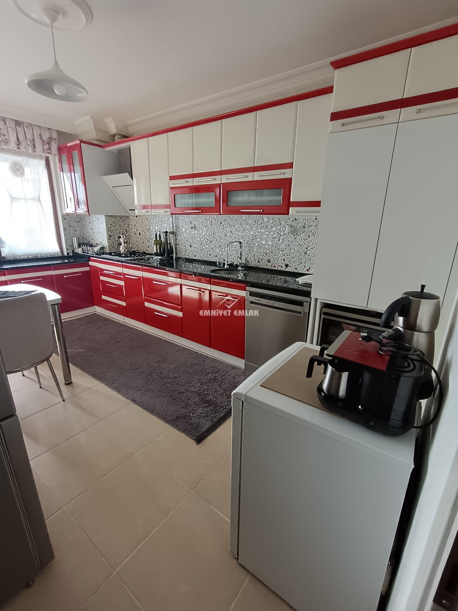 KDZ EREĞLİ KİRMANLI MAHALLESİNDE FULL DENİZ MANZARALI 3+1 SATILIK DAİRE