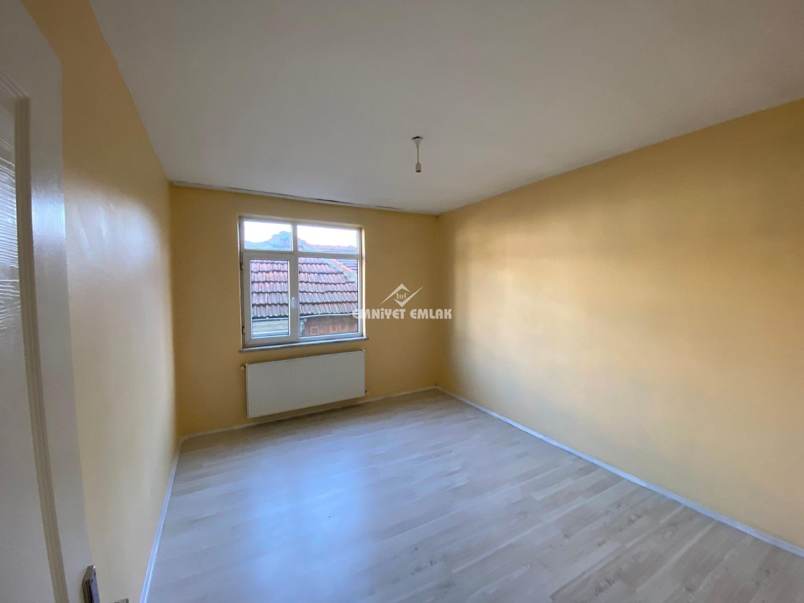 KDZ. EREĞLİ SARIKOKMAZ MAH. ÇARŞIYA YAKIN 2+1 KİRALIK DAİRE