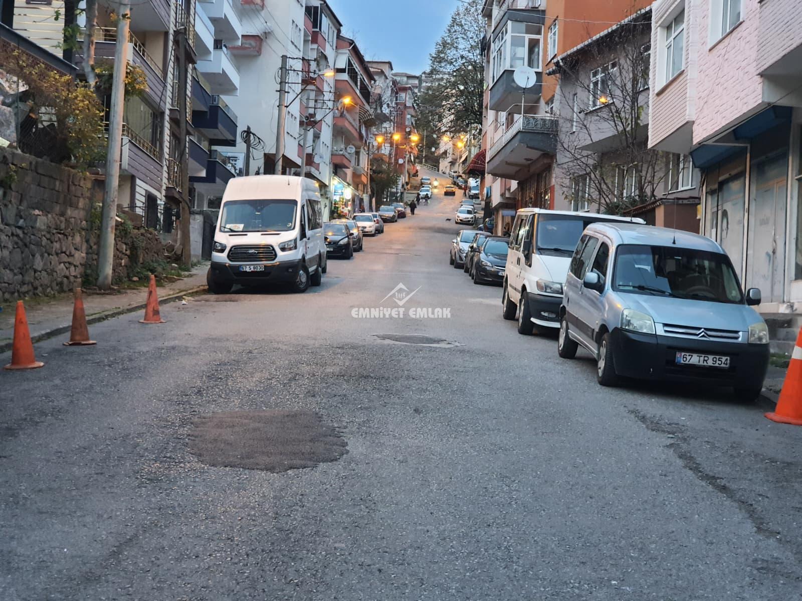 EREĞLİ KİRMANLI MAHHALLESİ SÜMER TAKSİ BÖLGESİ KİRALIK DÜKKAN