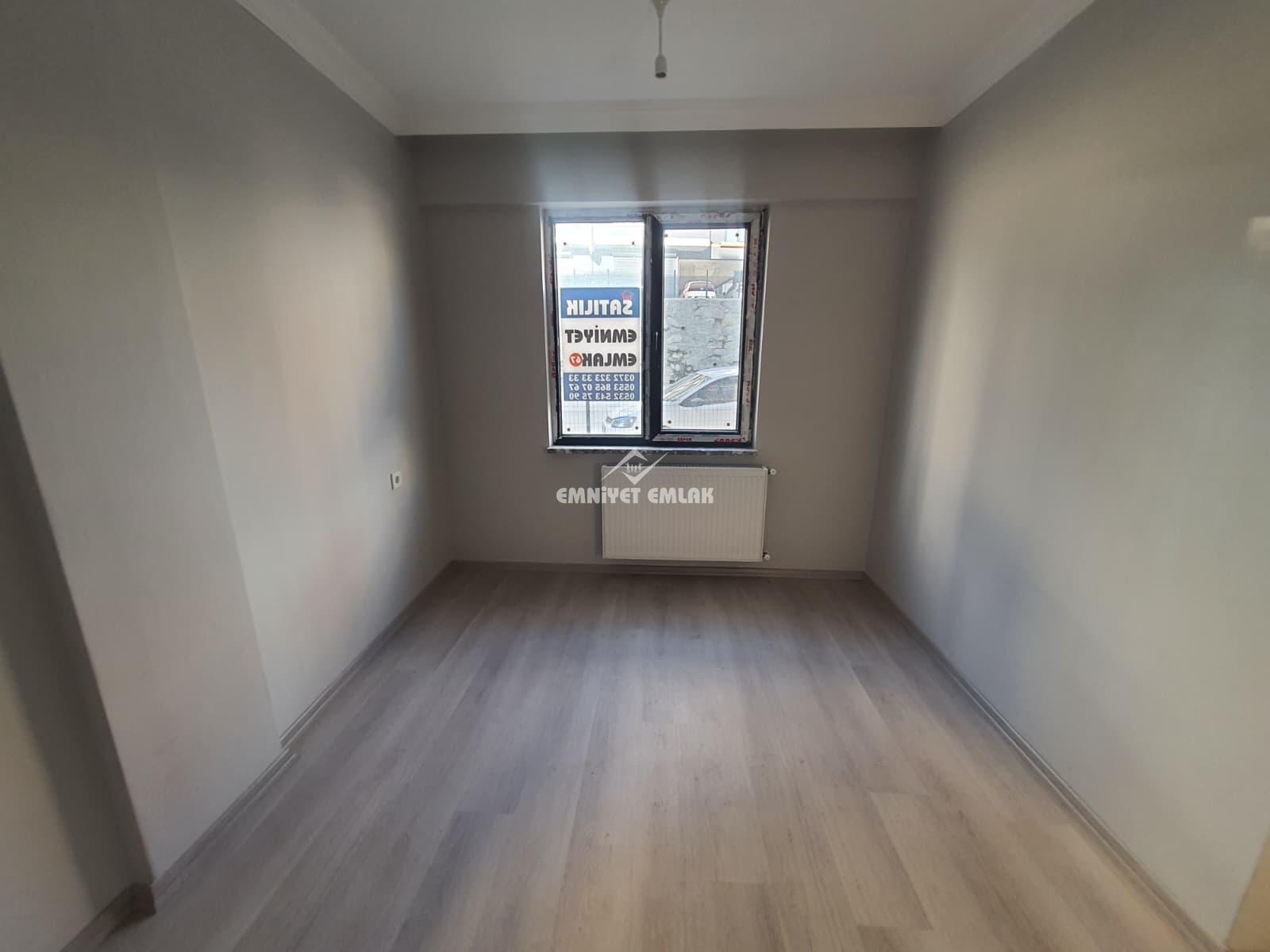 EREĞLİ KEPEZ MAH.ÇETİN EMEÇ CAD.SATILIK KAPALI MUTFAK 1+1 DAİRE