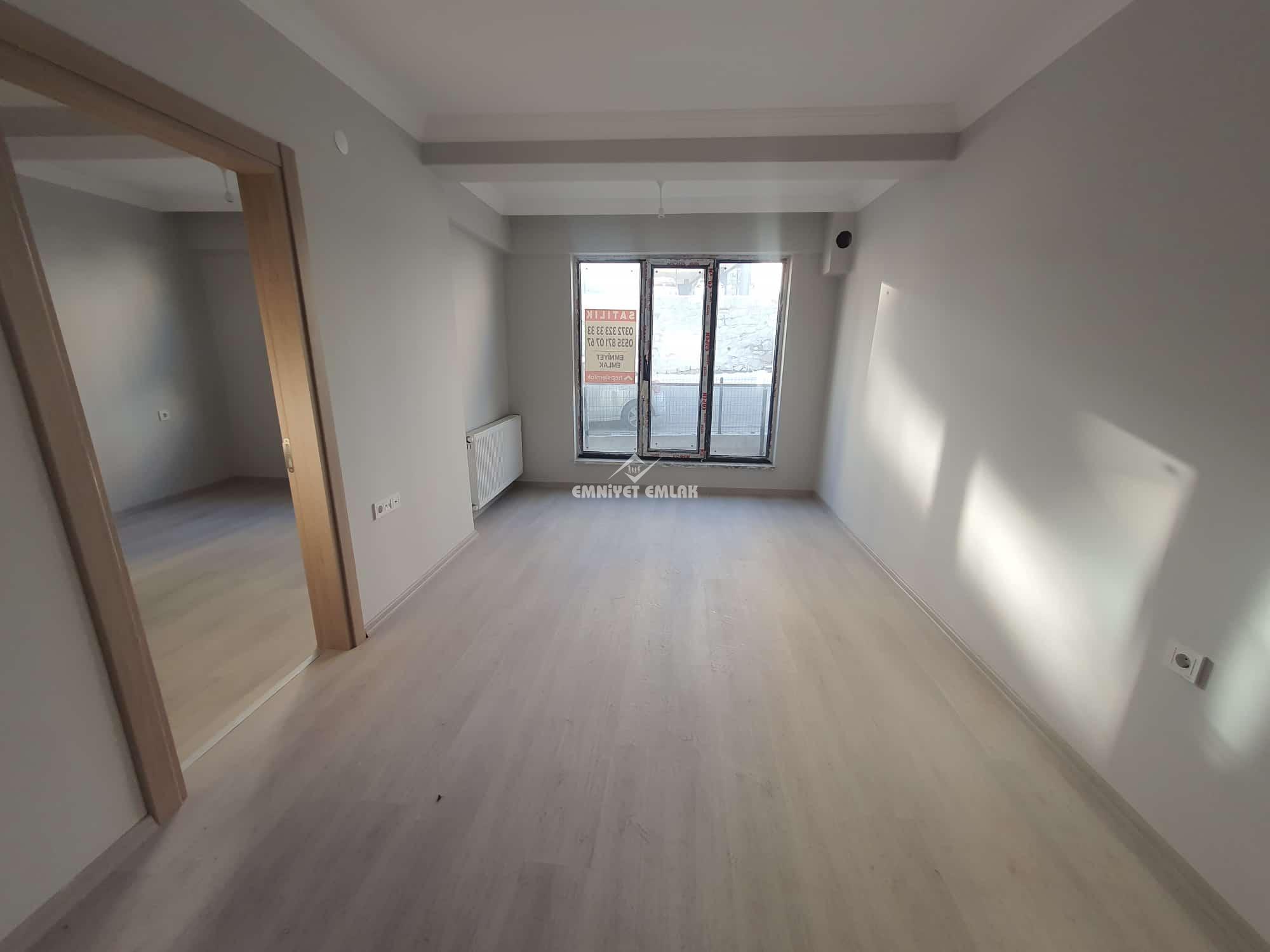 EREĞLİ KEPEZ MAH.ÇETİN EMEÇ CAD.SATILIK KAPALI MUTFAK 1+1 DAİRE