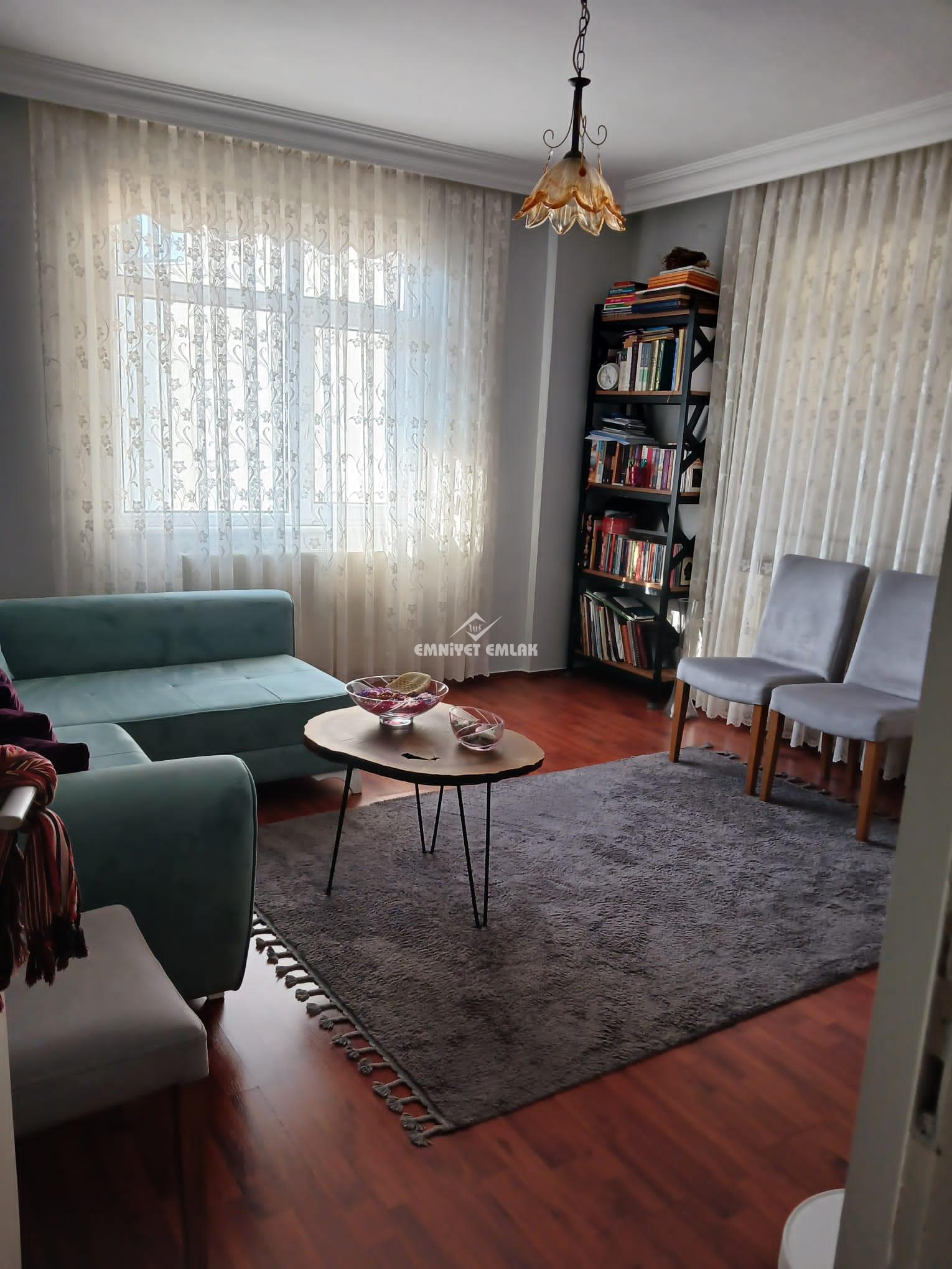 KDZ EREĞLİ BAĞLIK MAHALLESİ PAZARYERİ ÜZERİNDE 3+1 KİRACILI DAİRE