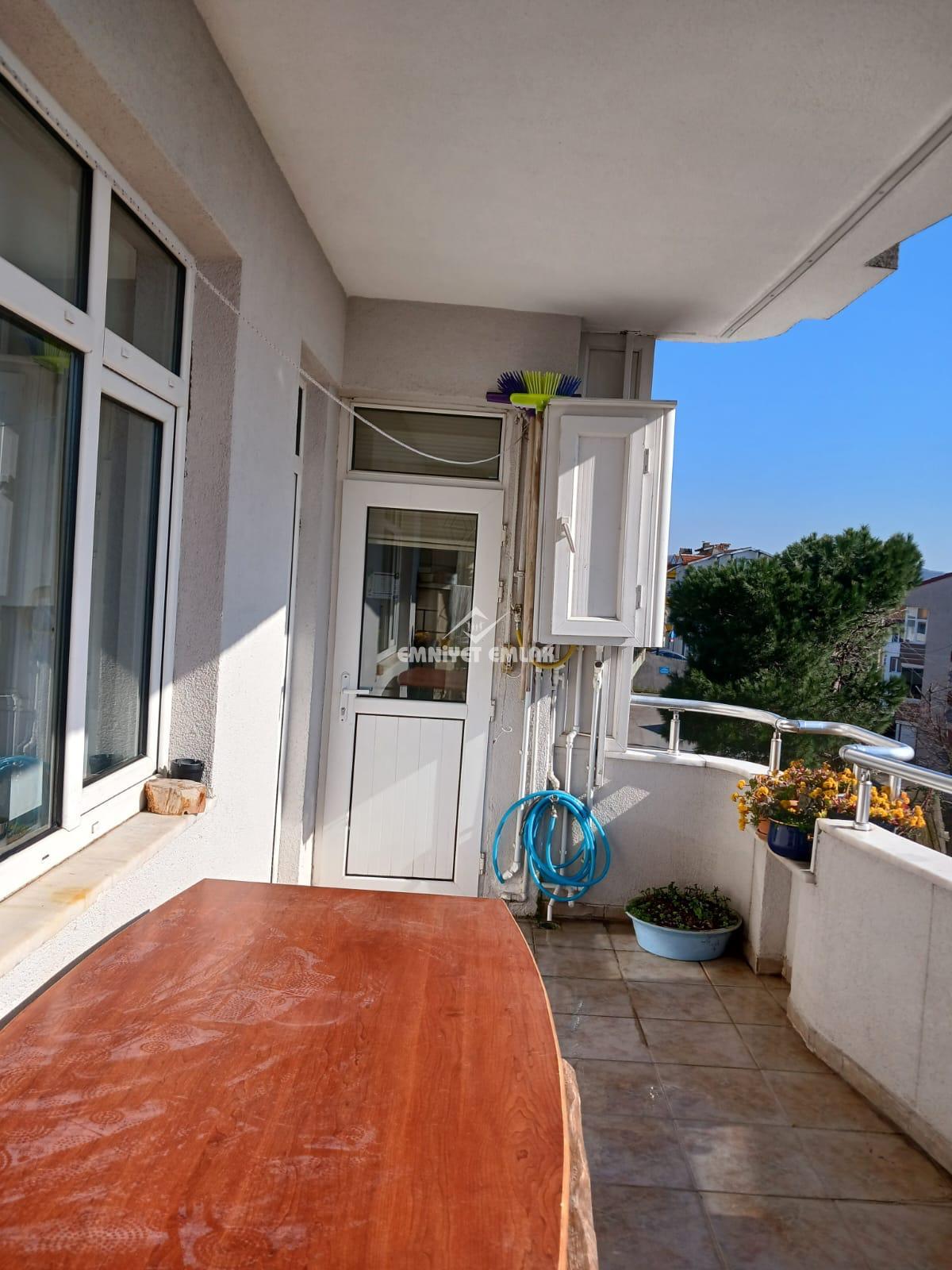 KDZ EREĞLİ BAĞLIK MAHALLESİ PAZARYERİ ÜZERİNDE 3+1 KİRACILI DAİRE