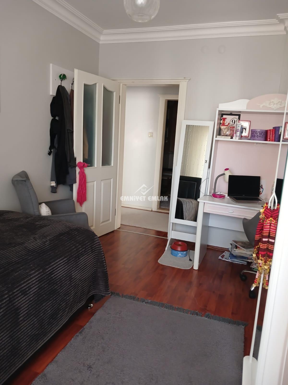 KDZ EREĞLİ BAĞLIK MAHALLESİ PAZARYERİ ÜZERİNDE 3+1 KİRACILI DAİRE