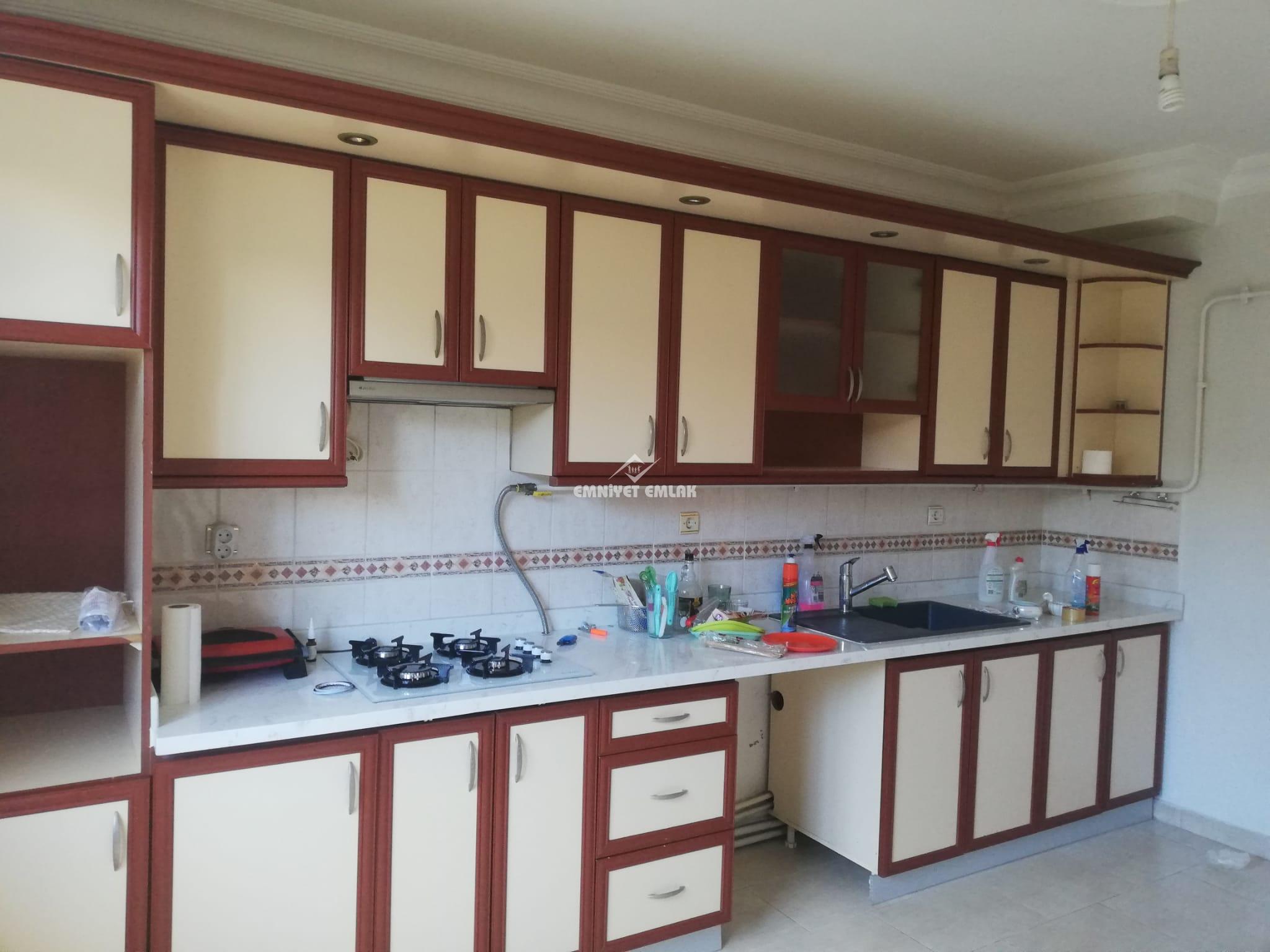 EREĞLİ AKARCA MAHALLESİ KADI TARLASI BÖL.SATILIK 3+1 DAİRE