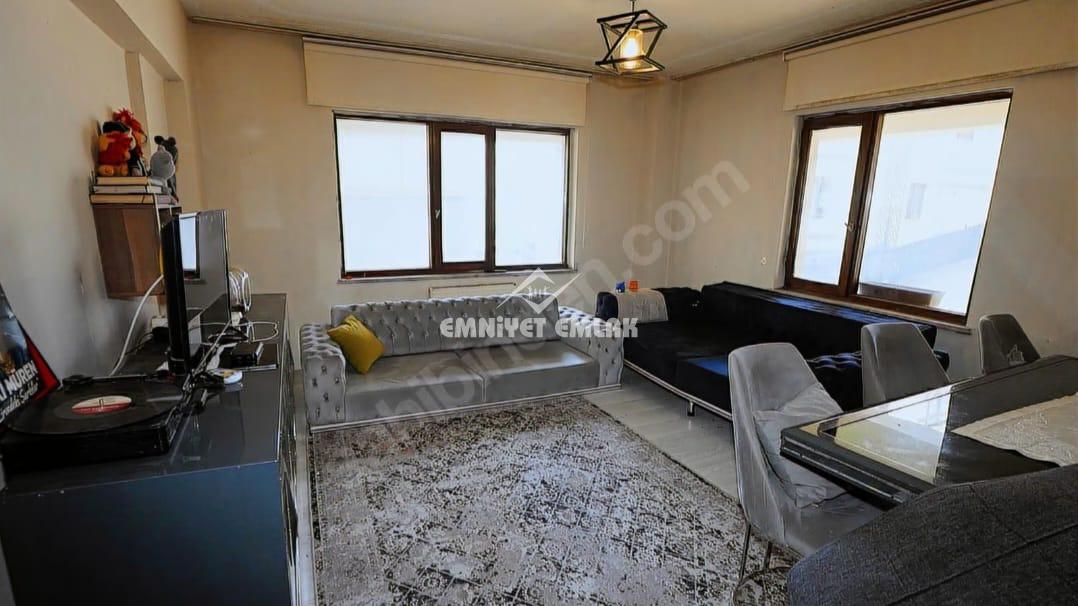 KDZ EREĞLİ HATİP SOKAK’TA 3+1 SATILIK FIRSAT DAİRE