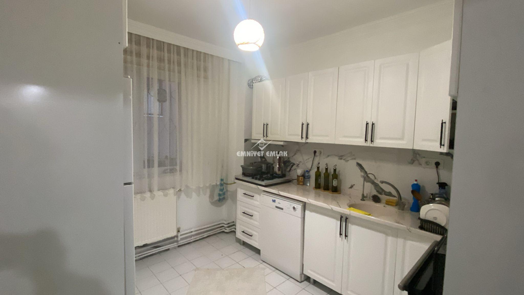 EREĞLİ SÜLEYMANLAR MAH. KADITARLASI BÖLGESİNDE SATILIK 3+1 BAKIMLI DAİRE