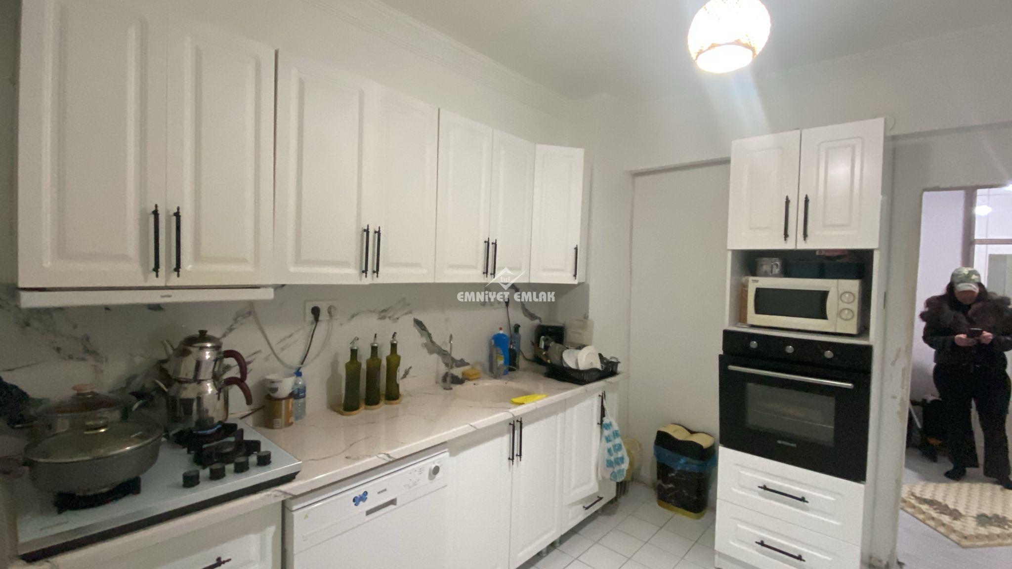 EREĞLİ SÜLEYMANLAR MAH. KADITARLASI BÖLGESİNDE SATILIK 3+1 BAKIMLI DAİRE