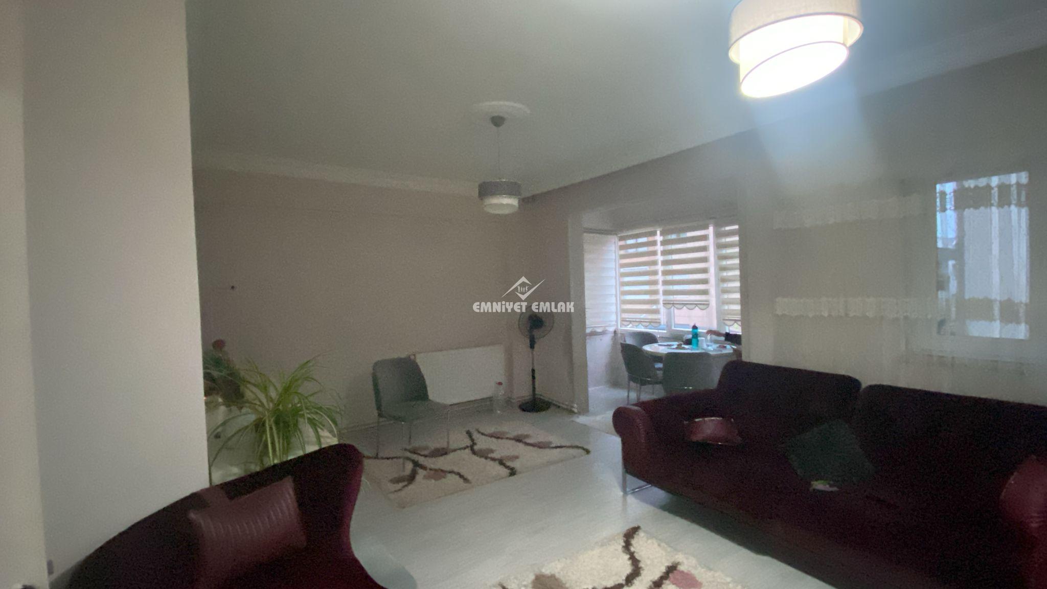 EREĞLİ SÜLEYMANLAR MAH. KADITARLASI BÖLGESİNDE SATILIK 3+1 BAKIMLI DAİRE