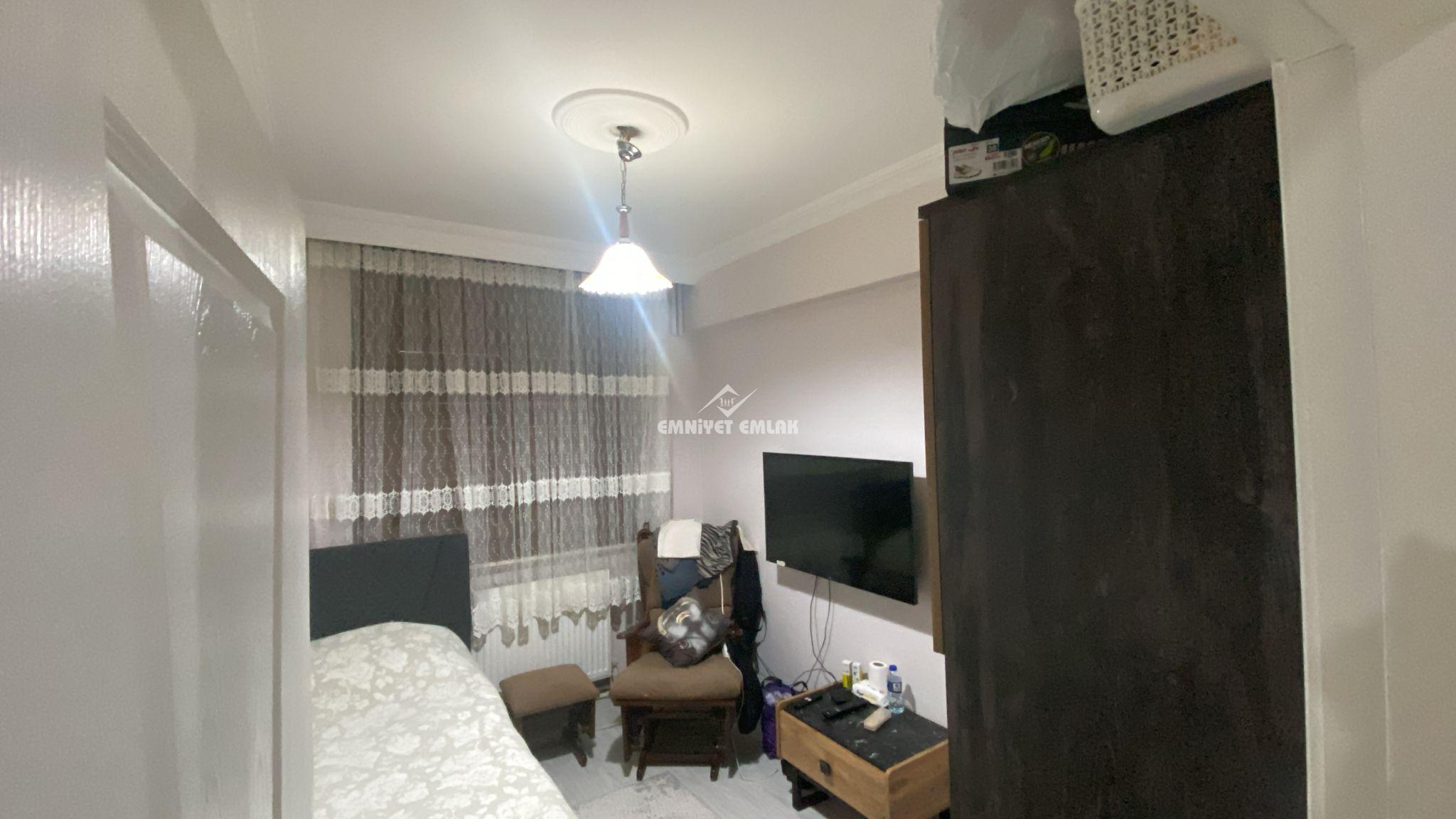 EREĞLİ SÜLEYMANLAR MAH. KADITARLASI BÖLGESİNDE SATILIK 3+1 BAKIMLI DAİRE