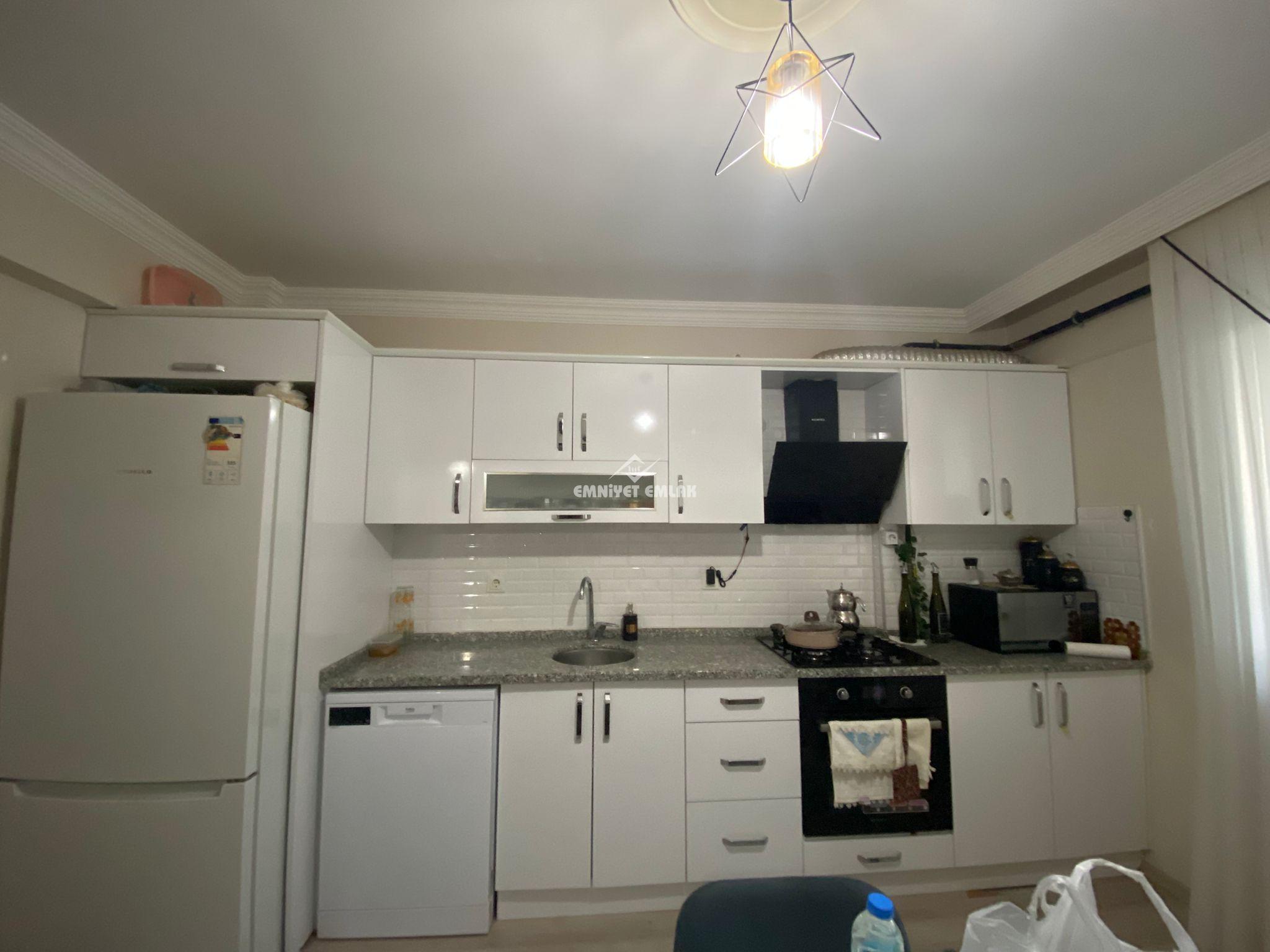 KDZ EREĞLİ KEPEZ DENİZCİLİK FAKÜLTESİ MEVKİİ 2+1 EBEVEYN BANYOLU SATILIK DAİRE