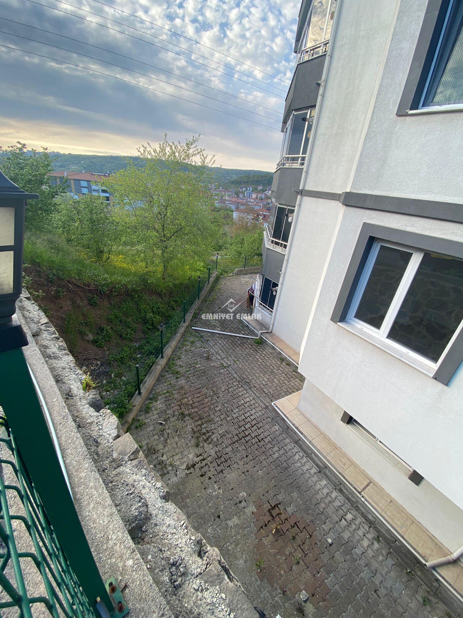 KDZ EREĞLİ KEPEZ DENİZCİLİK FAKÜLTESİ MEVKİİ 2+1 EBEVEYN BANYOLU SATILIK DAİRE