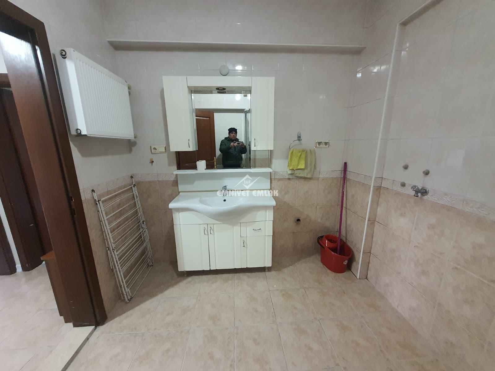 KDZ EREĞLİ ÇAVDARLI BÖLGESİNDE MÜSTAKİL TADINDA 3+1 KİRALIK DAİRE