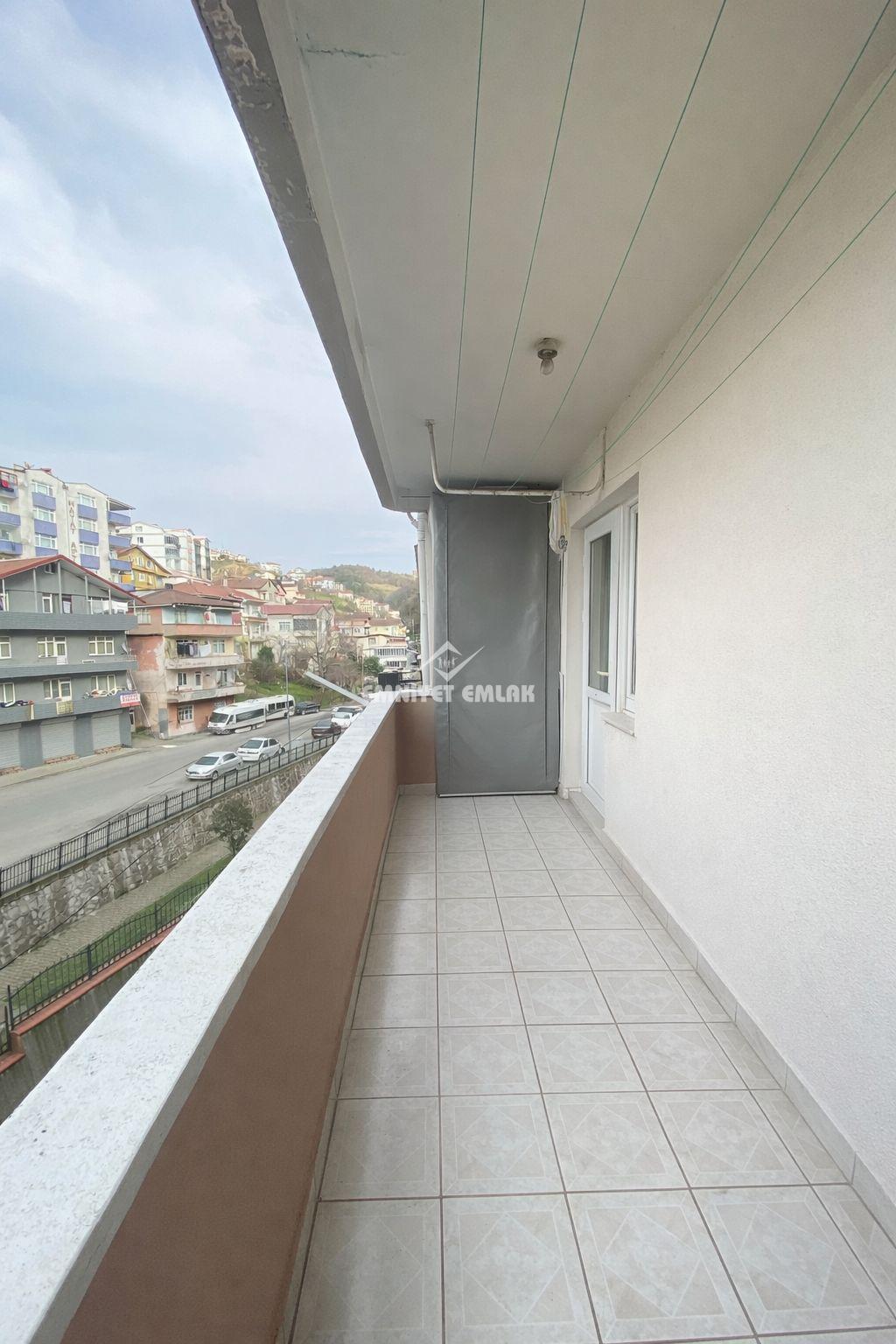 KDZ EREĞLİ BAĞLIK MH.HATİP SOKAKTA 3+1 SATILIK FIRSAT DAİRE