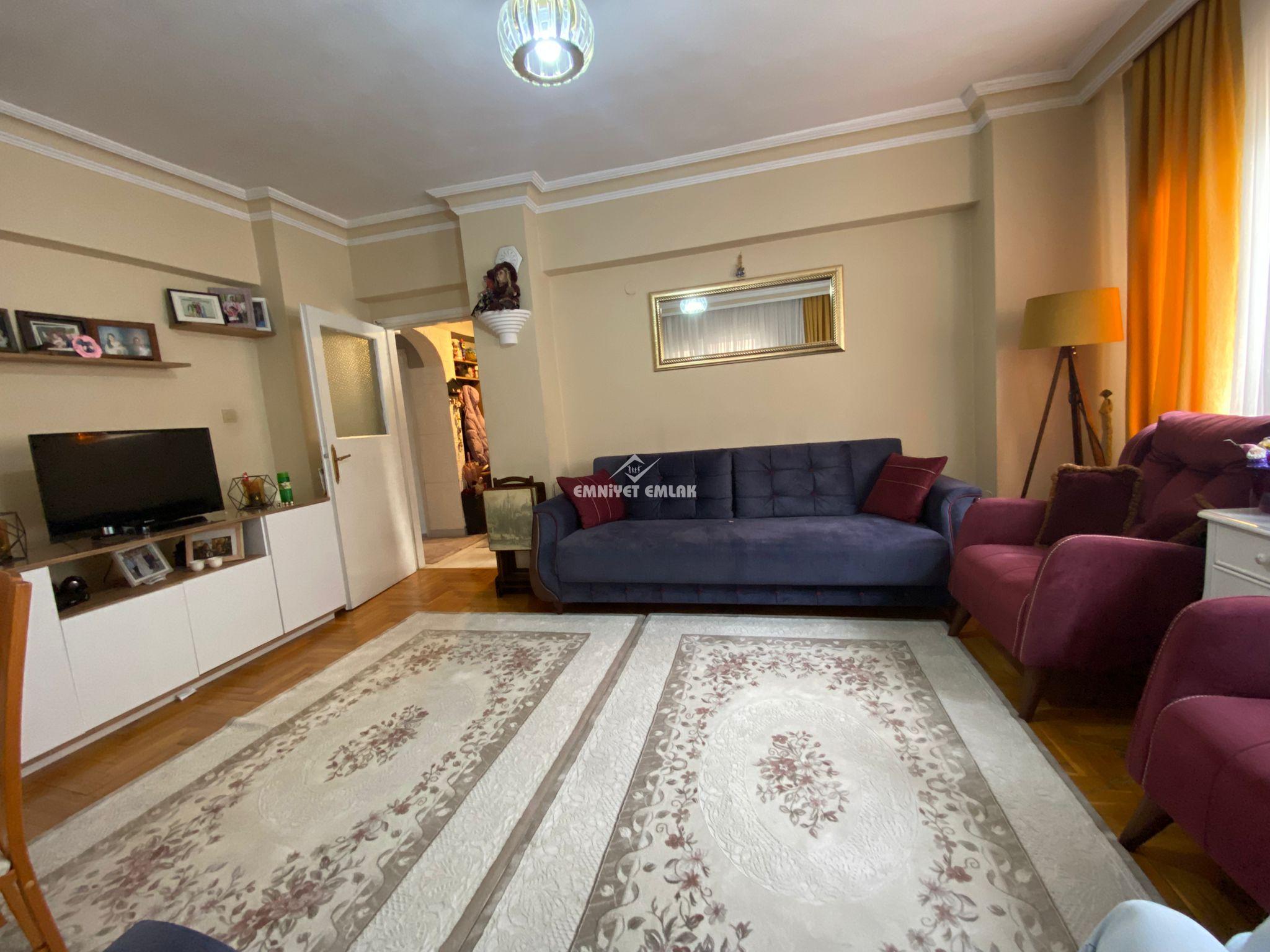 KDZ EREĞLİ BAĞLIK MH.HATİP SOKAKTA 3+1 SATILIK FIRSAT DAİRE