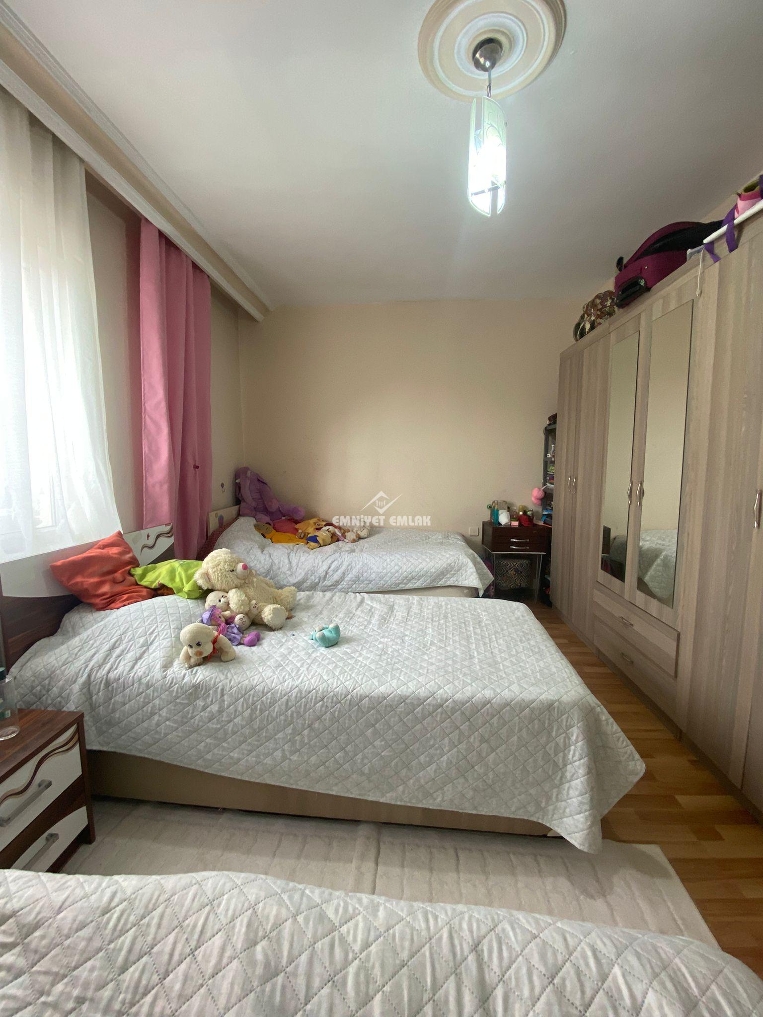 KDZ EREĞLİ BAĞLIK MH.HATİP SOKAKTA 3+1 SATILIK FIRSAT DAİRE