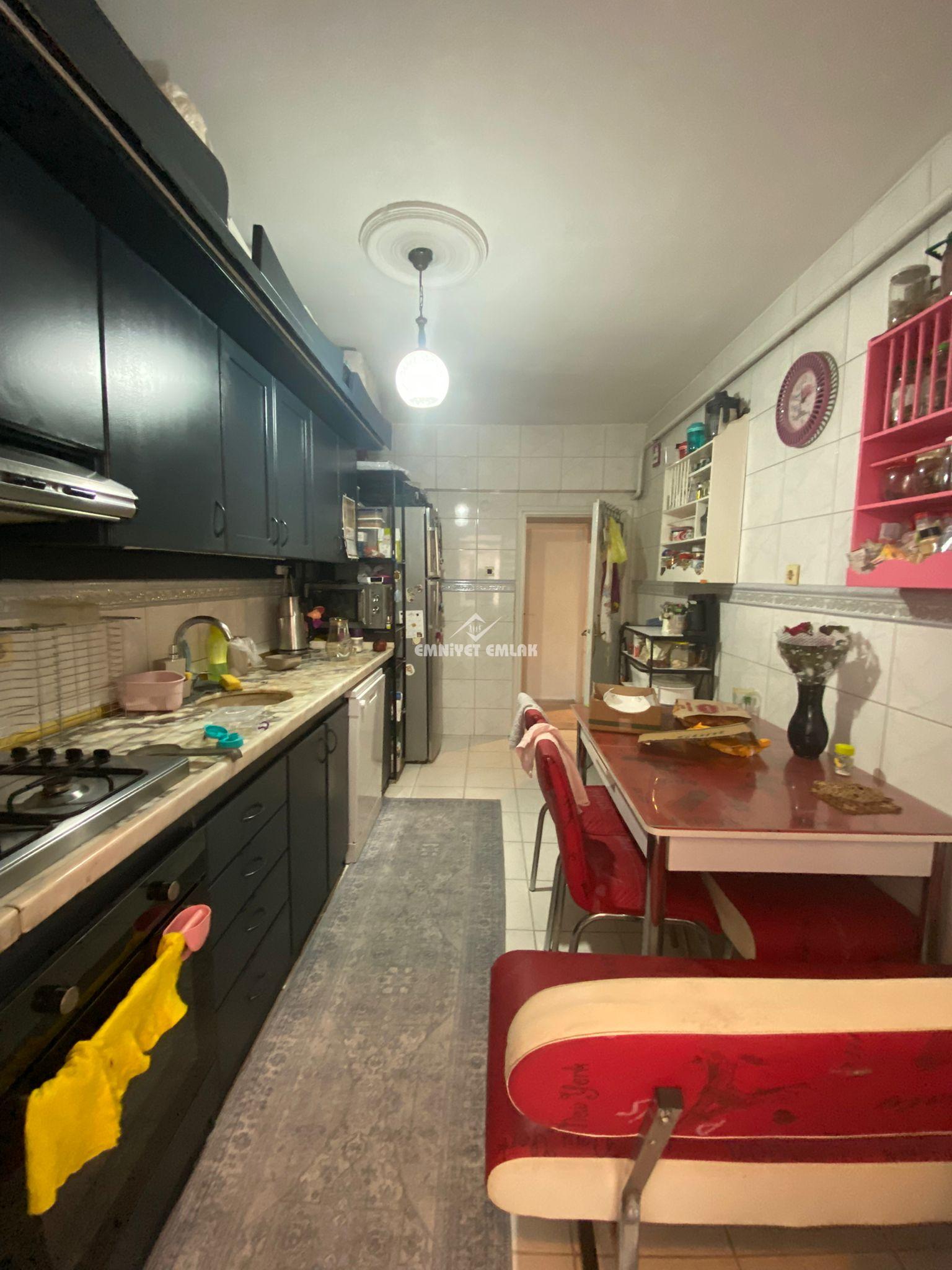 KDZ EREĞLİ BAĞLIK MH.HATİP SOKAKTA 3+1 SATILIK FIRSAT DAİRE