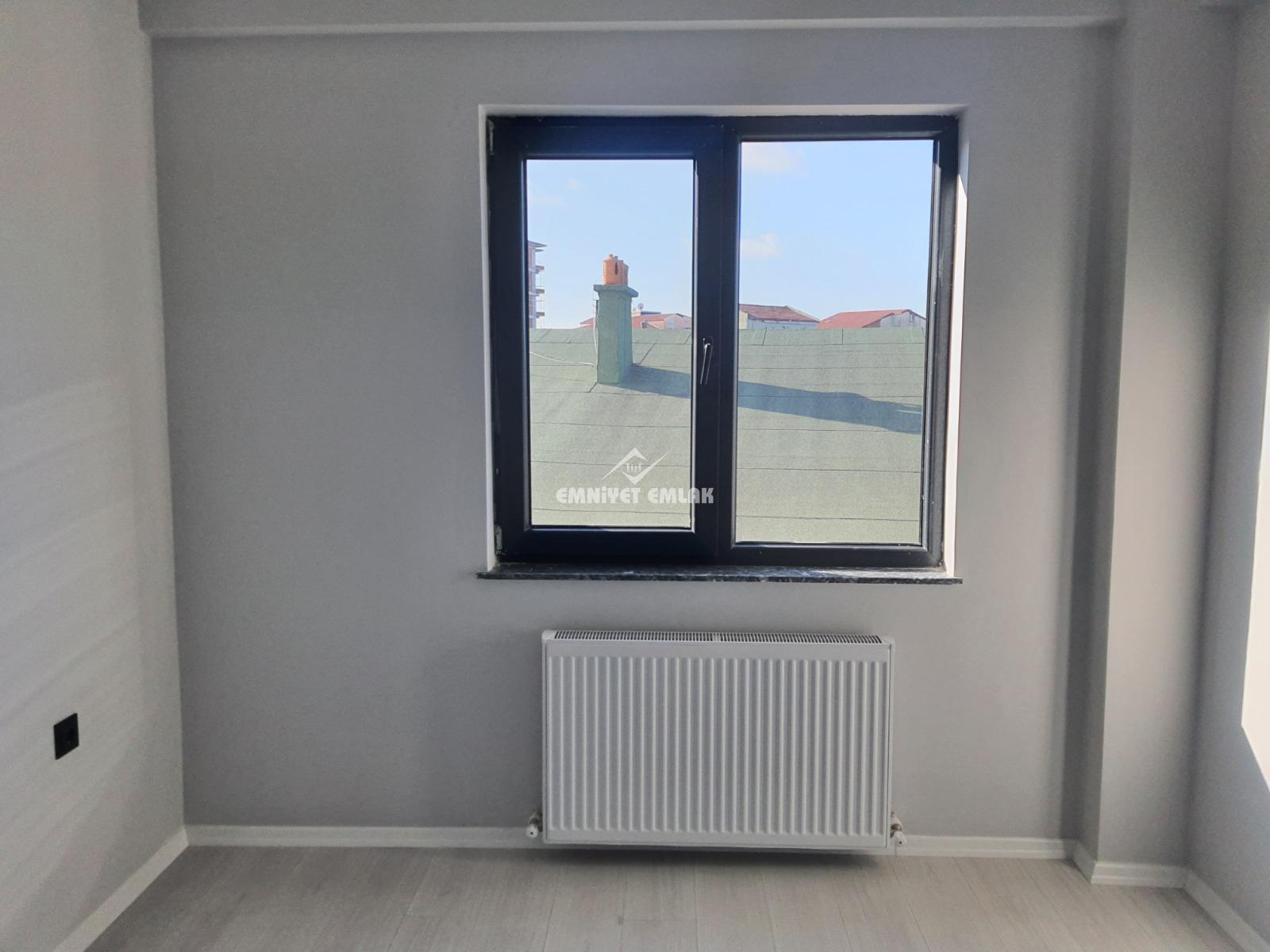 Ereğli Çavdarlı Dr. Sitesi Bölgesi Satılık Deniz Manzaralı 1+1 Daire