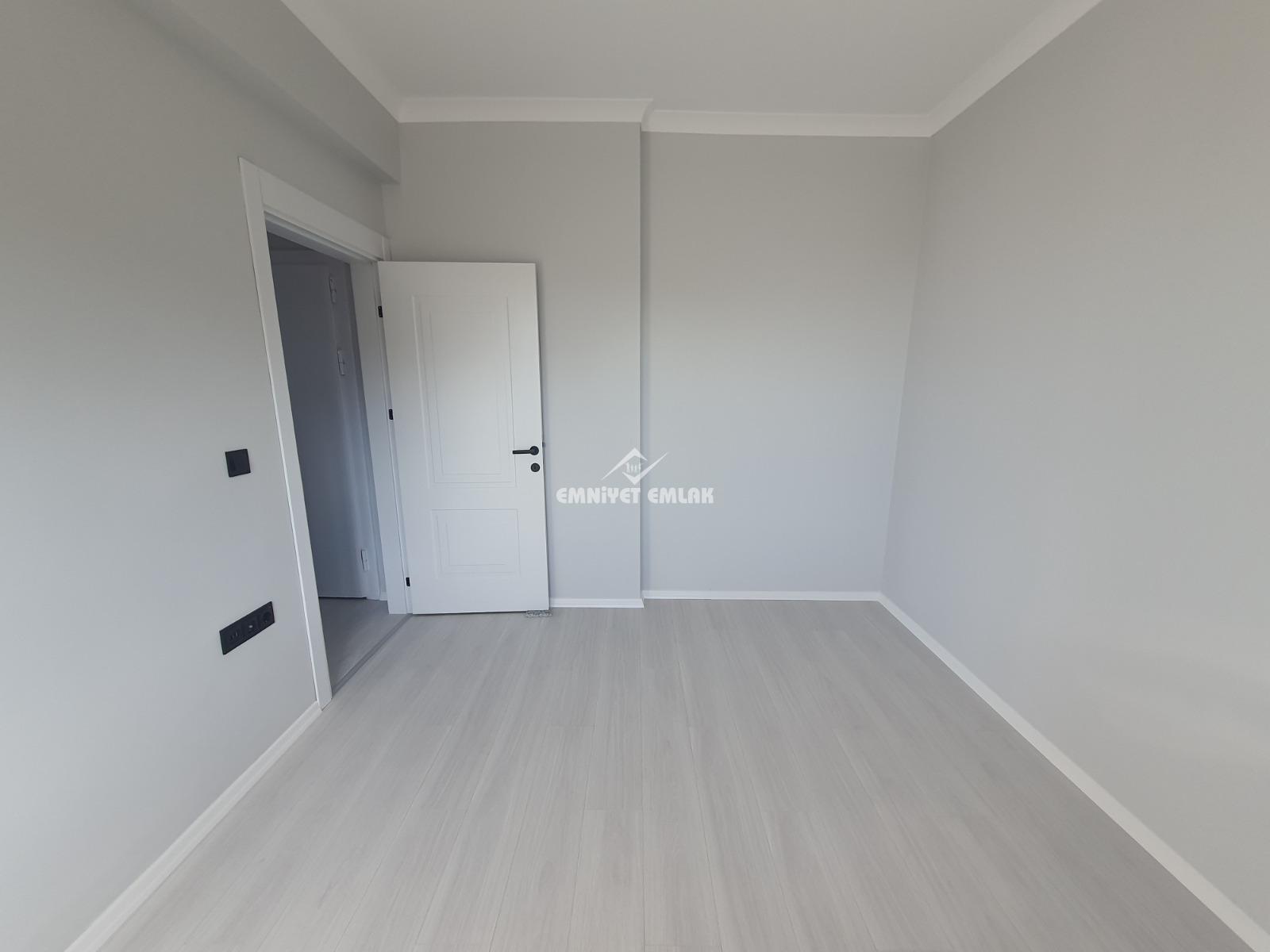 Ereğli Çavdarlı Dr. Sitesi Bölgesi Satılık Deniz Manzaralı 1+1 Daire