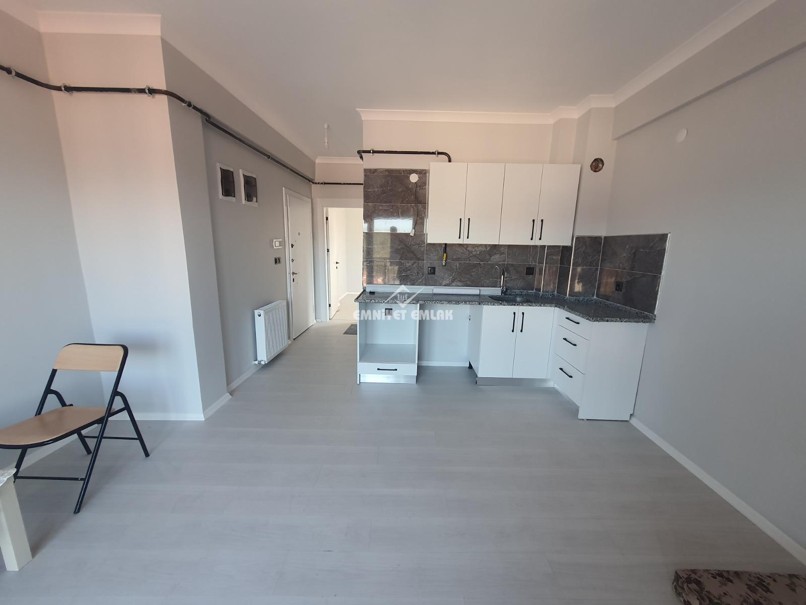 Ereğli Çavdarlı Dr. Sitesi Bölgesi Satılık Deniz Manzaralı 1+1 Daire