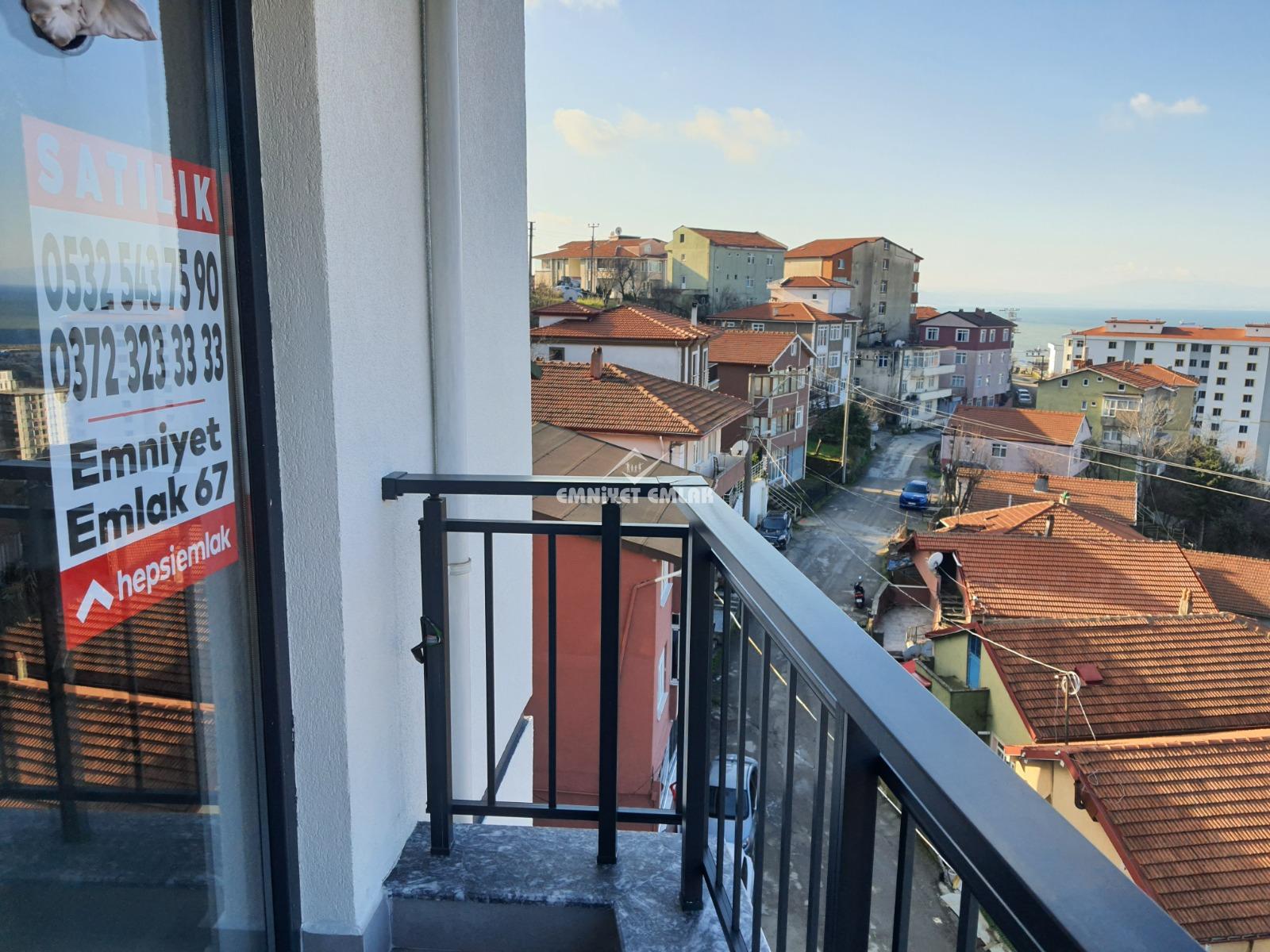 Ereğli Çavdarlı Dr. Sitesi Bölgesi Satılık Deniz Manzaralı 1+1 Daire