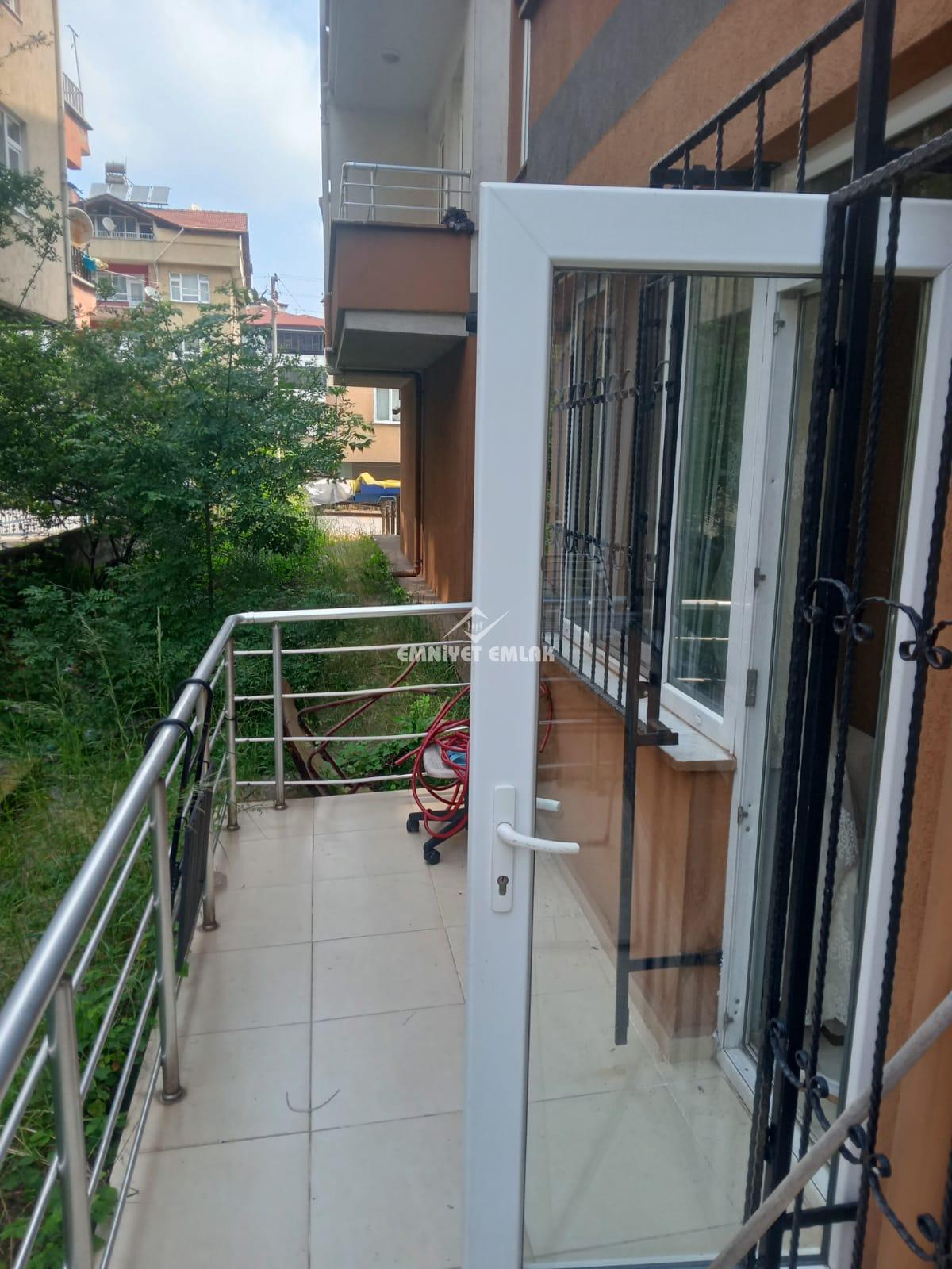 Kavaklık Sosyete Pazarı Mevkii Ayrı Mutfak Satılık 1+1 Daire