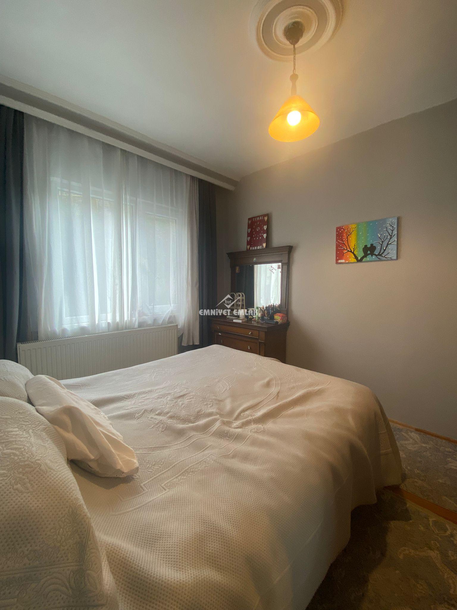 KDZ EREĞLİ BAĞLIK MH.HATİP SOKAKTA 3+1 SATILIK FIRSAT DAİRE