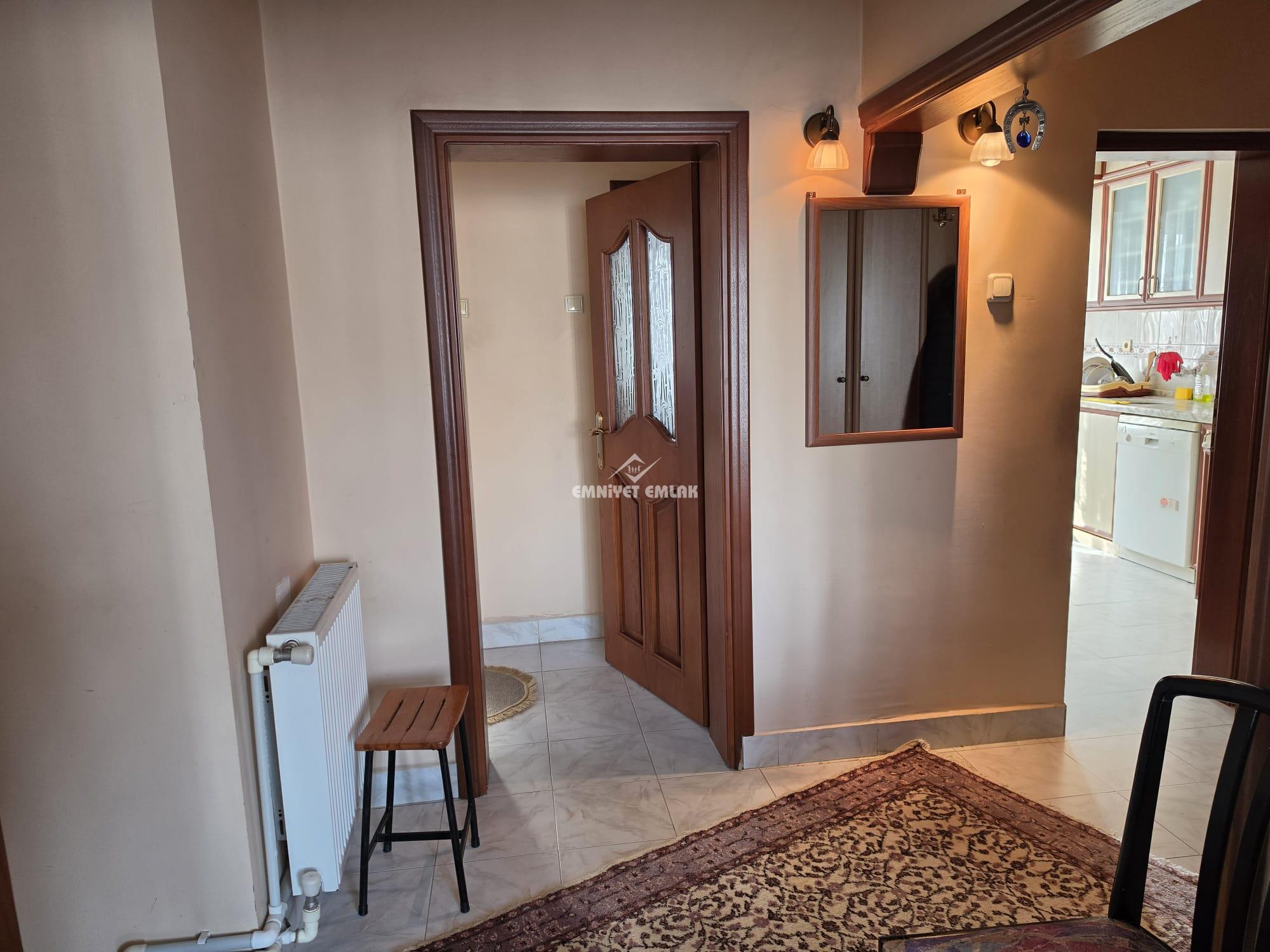 KDZ EREĞLİ  NİMET İLKÖĞRETİM OKULU MEVKİİ KANDİLLİ LOJMANLARINDA 2+1 SATILIK DAİRE