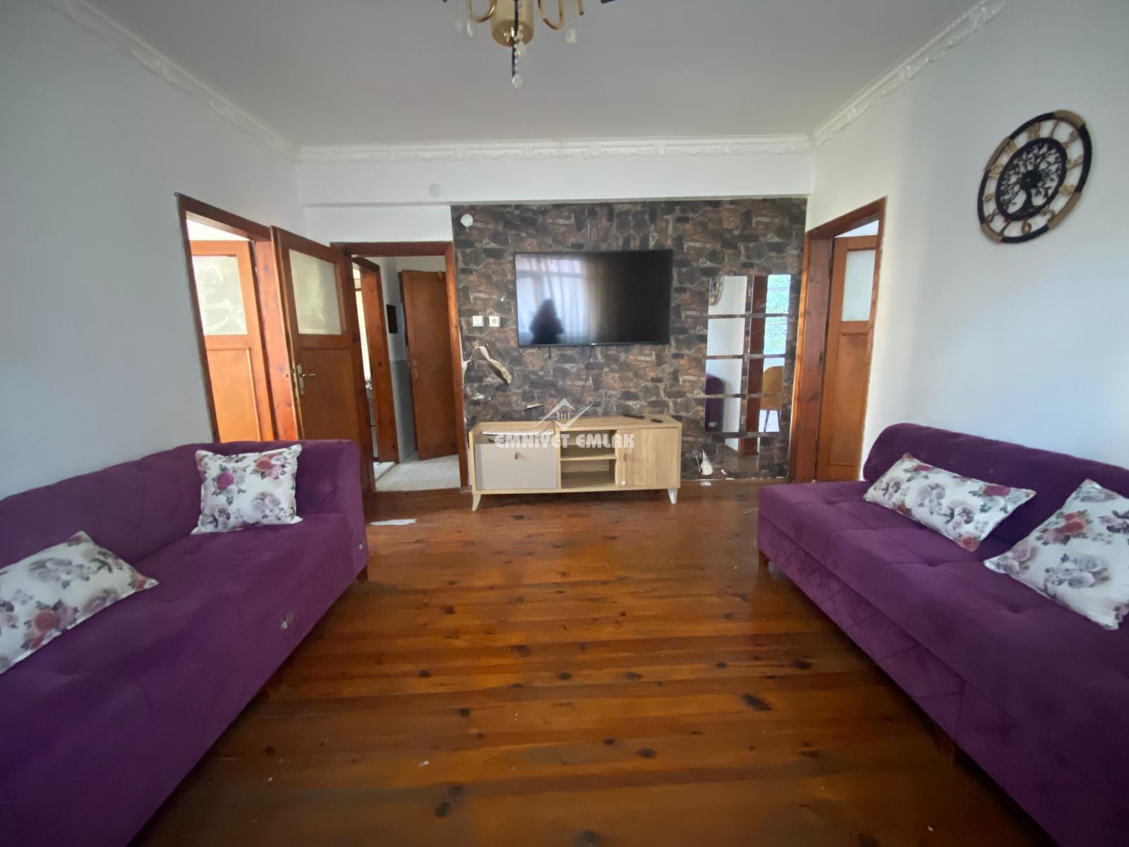 KDZ EREĞLİ KARGA MAHALLESİNDE ÇARŞIYA YÜRÜME MESAFESİNDE 2+1 KISMİ EŞYALI KİRALIK DAİRE