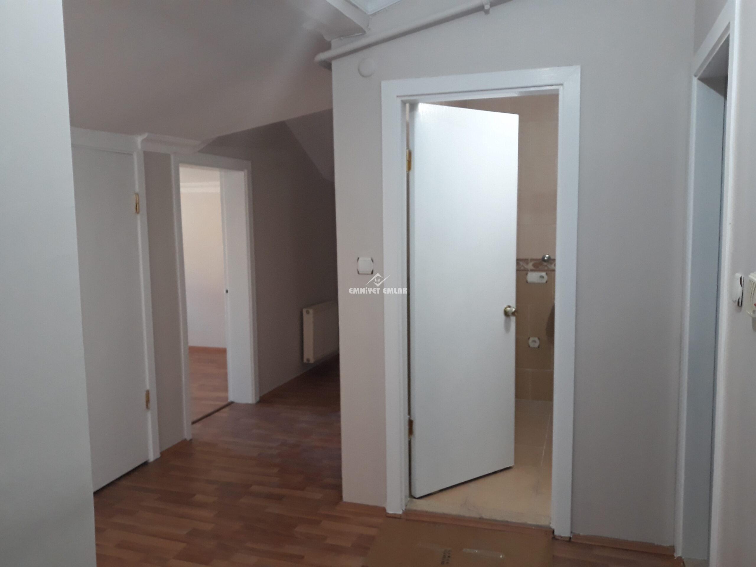 Bağlık Mah. Echomar Hastanesi Yanı 2+1 Kiralık Daire
