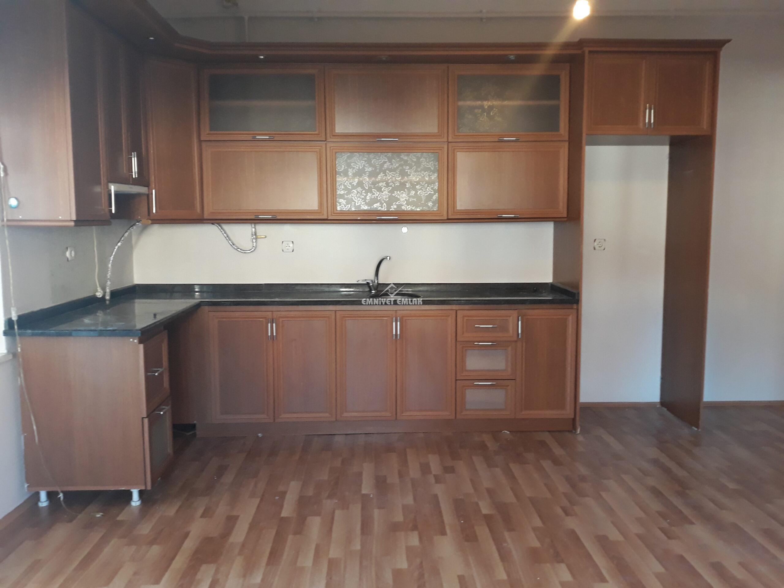 Bağlık Mah. Echomar Hastanesi Yanı 2+1 Kiralık Daire