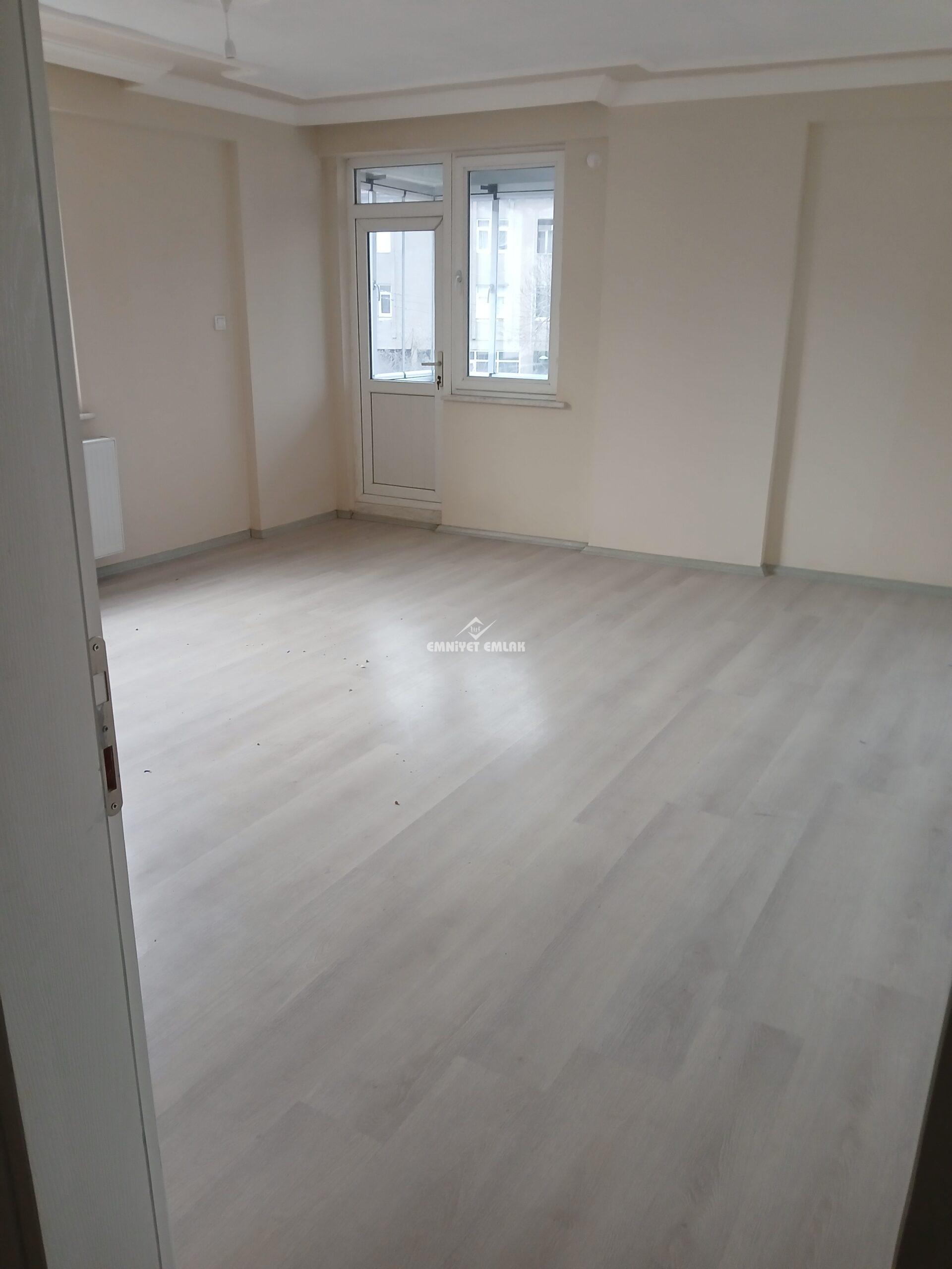 KEPEZ PAZAR YANINDA ARA KAT SIFIR 3+1 KİRALIK