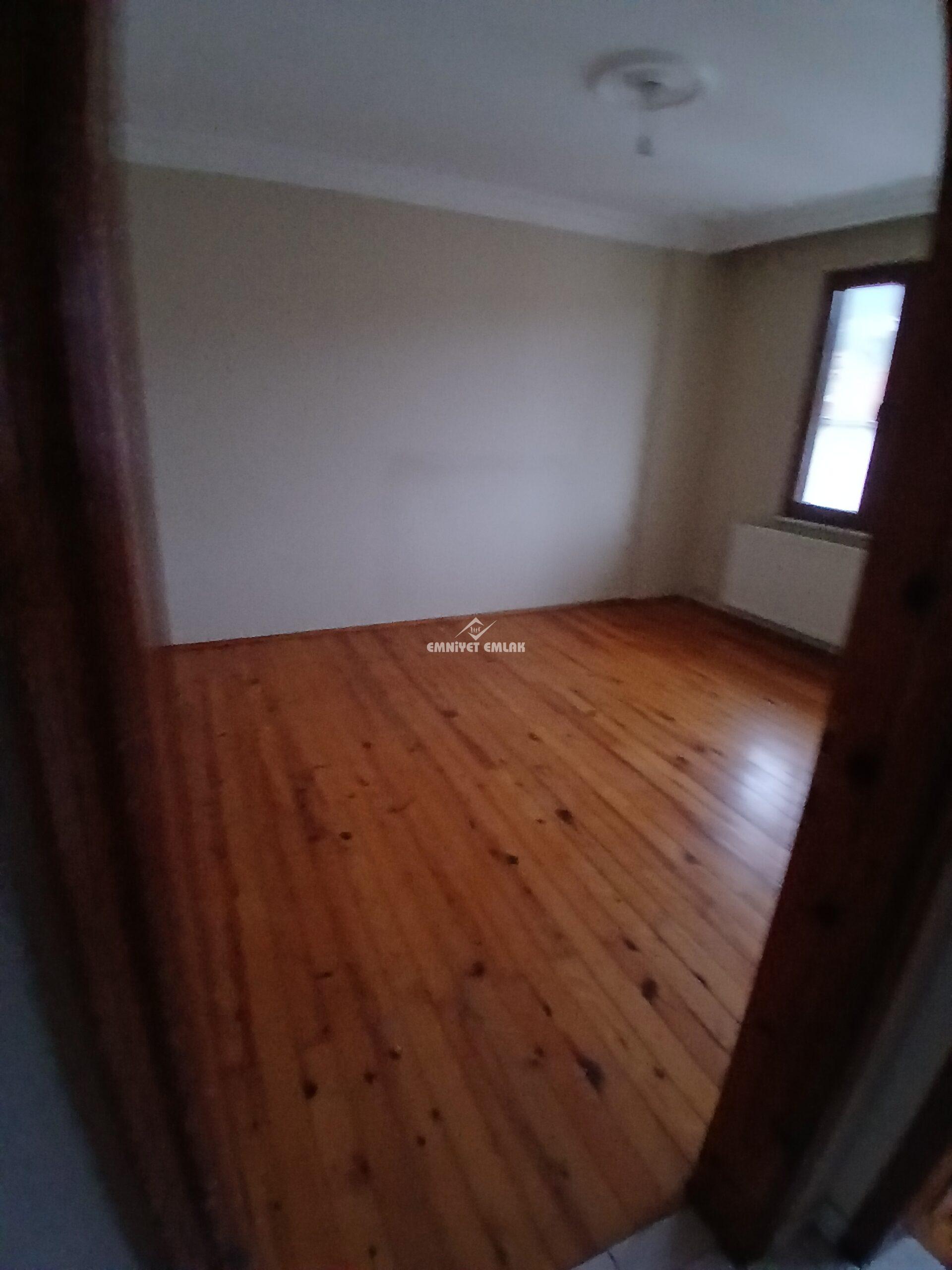 KEPEZ ANAYOLDA SAĞLIK OCAĞINA BİTİŞİK 3+1 KİRALIK