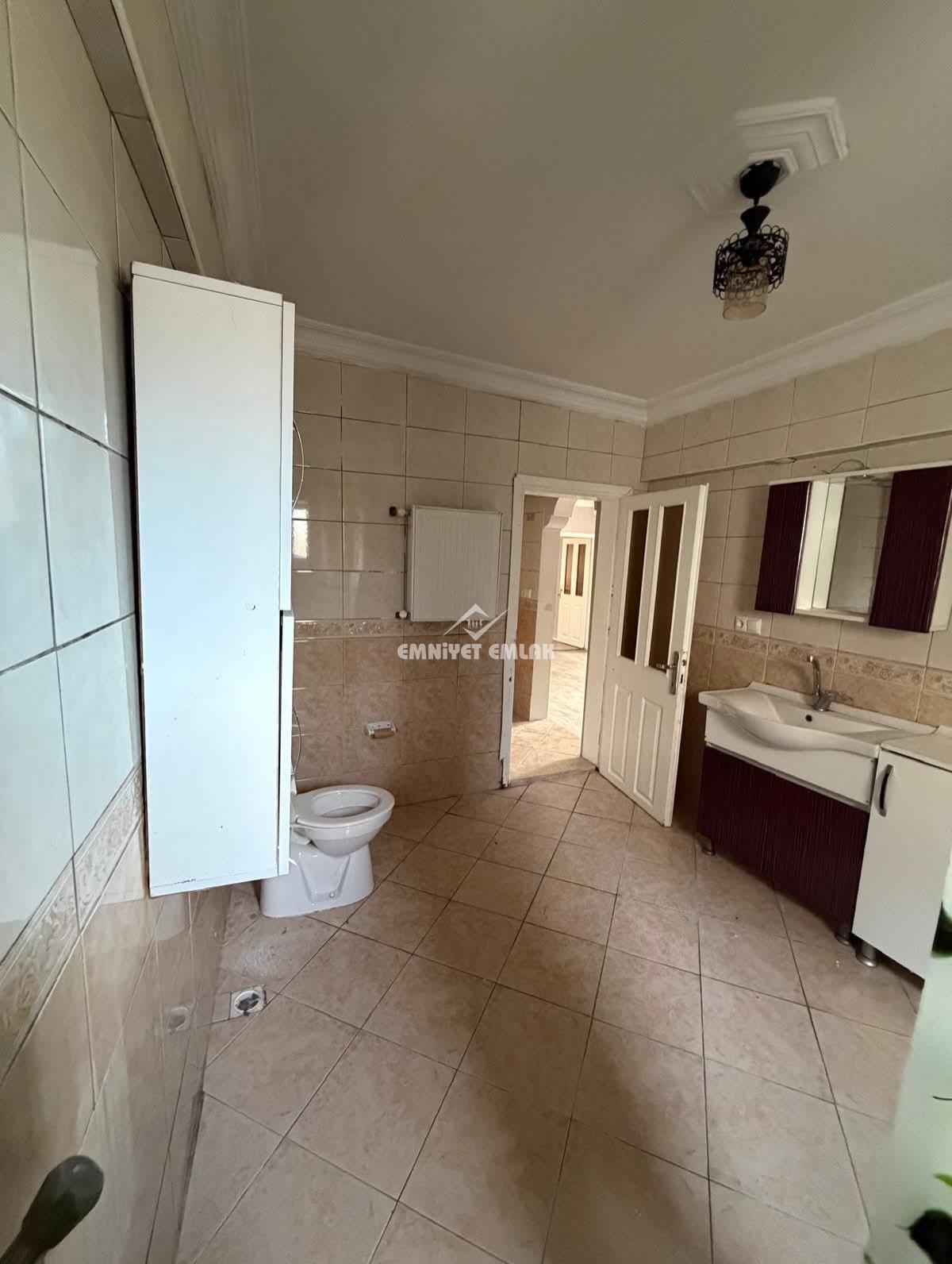 KDZ EREĞLİ GÜLDERE MAHALLESİ ÇARŞIYA YÜRÜME MESAFESİNDE 3+1 SATILIK  DAİRE