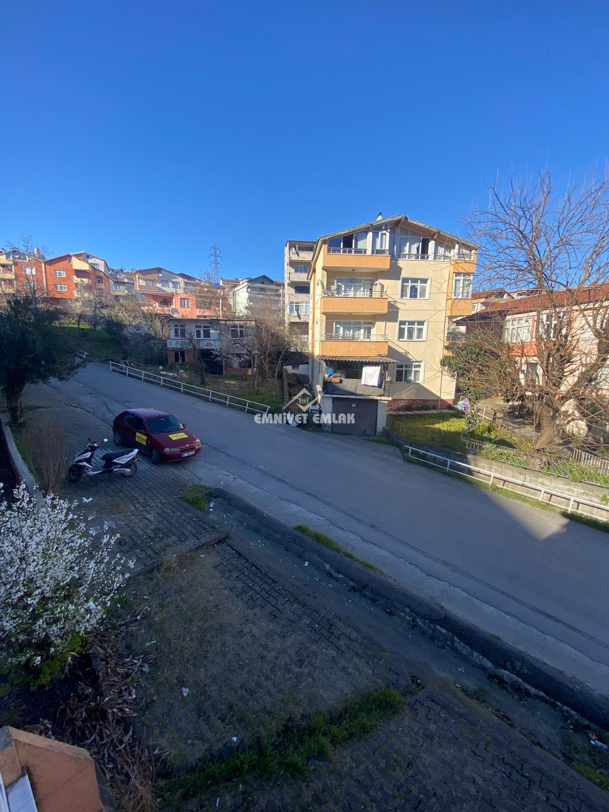 KDZ EREĞLİ KARGA MAHALLESİNDE ÇARŞIYA YÜRÜME MESAFESİNDE 2+1 KISMİ EŞYALI KİRALIK DAİRE