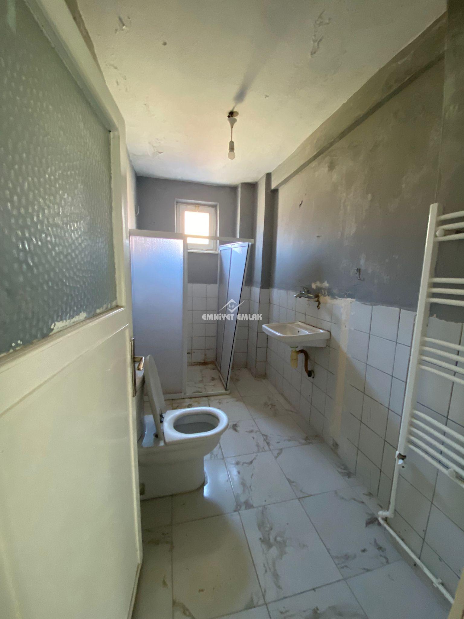 KDZ EREĞLİ BAĞLIK MAH AKTAS SOKAK’TA ORHAN OĞUZ İLKOKULUNA YÜRÜME MESAFESİNDE 5 ADET 3+1 KİRALIK DAİRELER