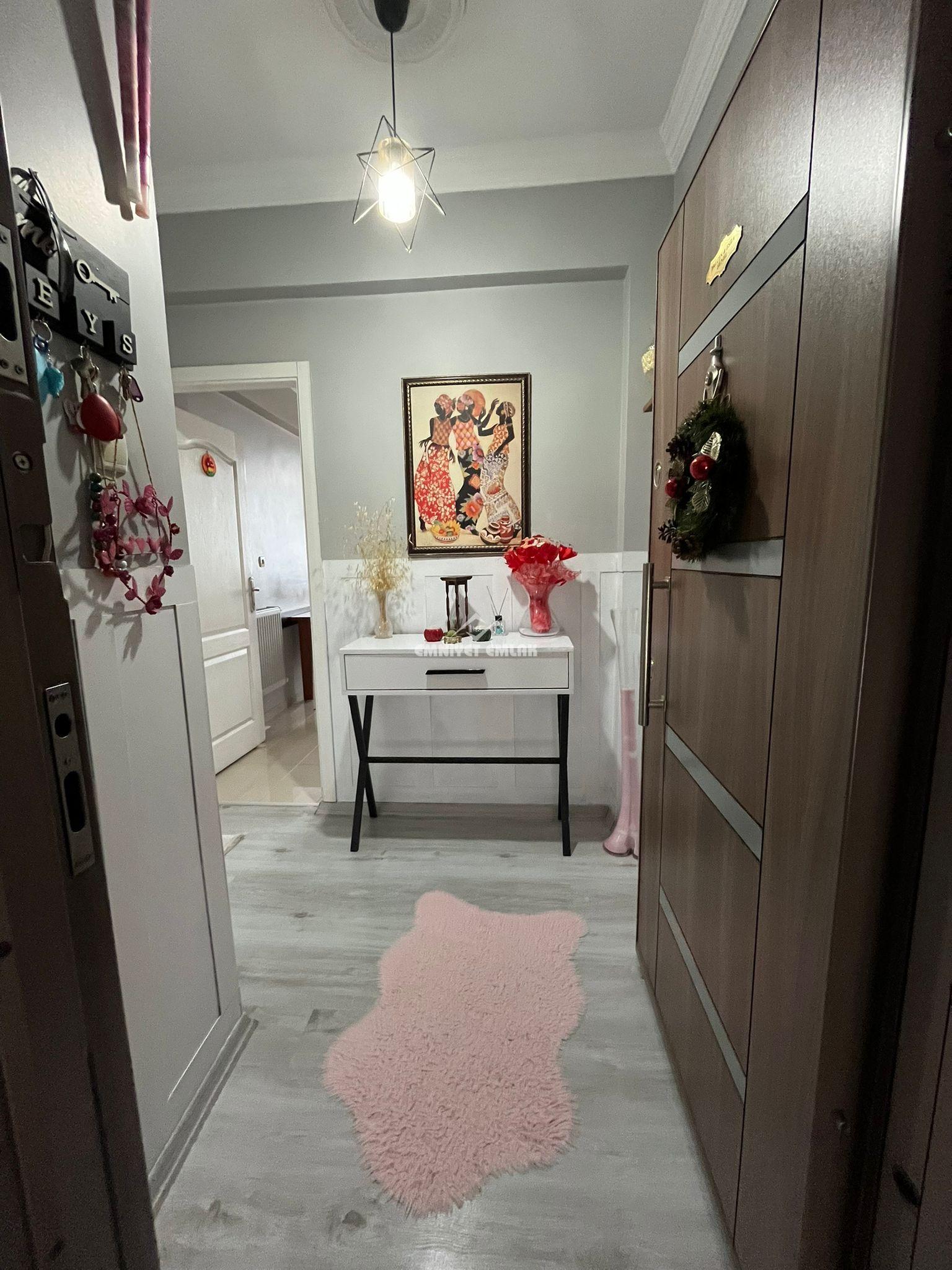 Carrefour Karşısı, Diş Hastanesi Yakını 3+1 Satılık Daire