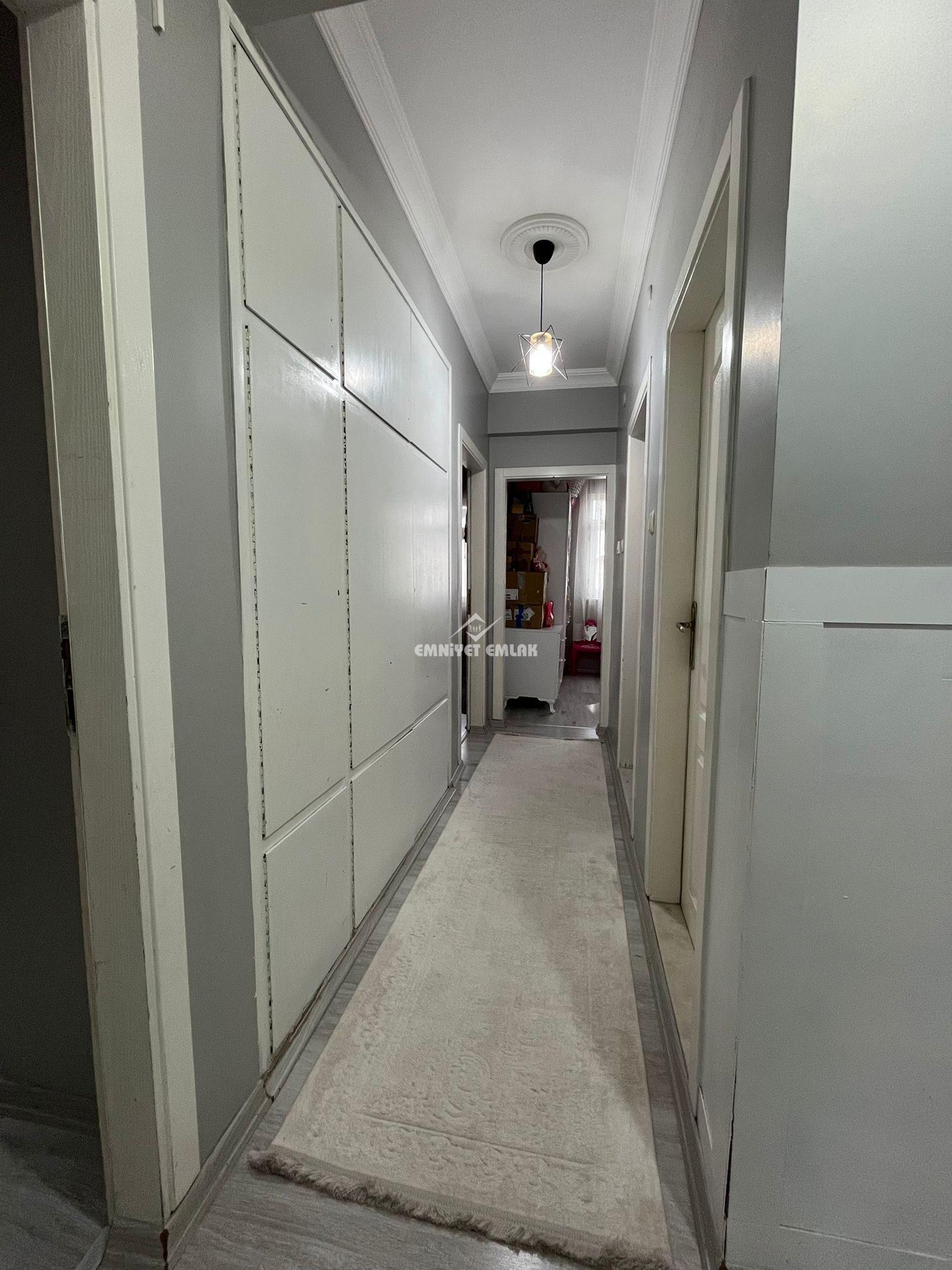 Carrefour Karşısı, Diş Hastanesi Yakını 3+1 Satılık Daire