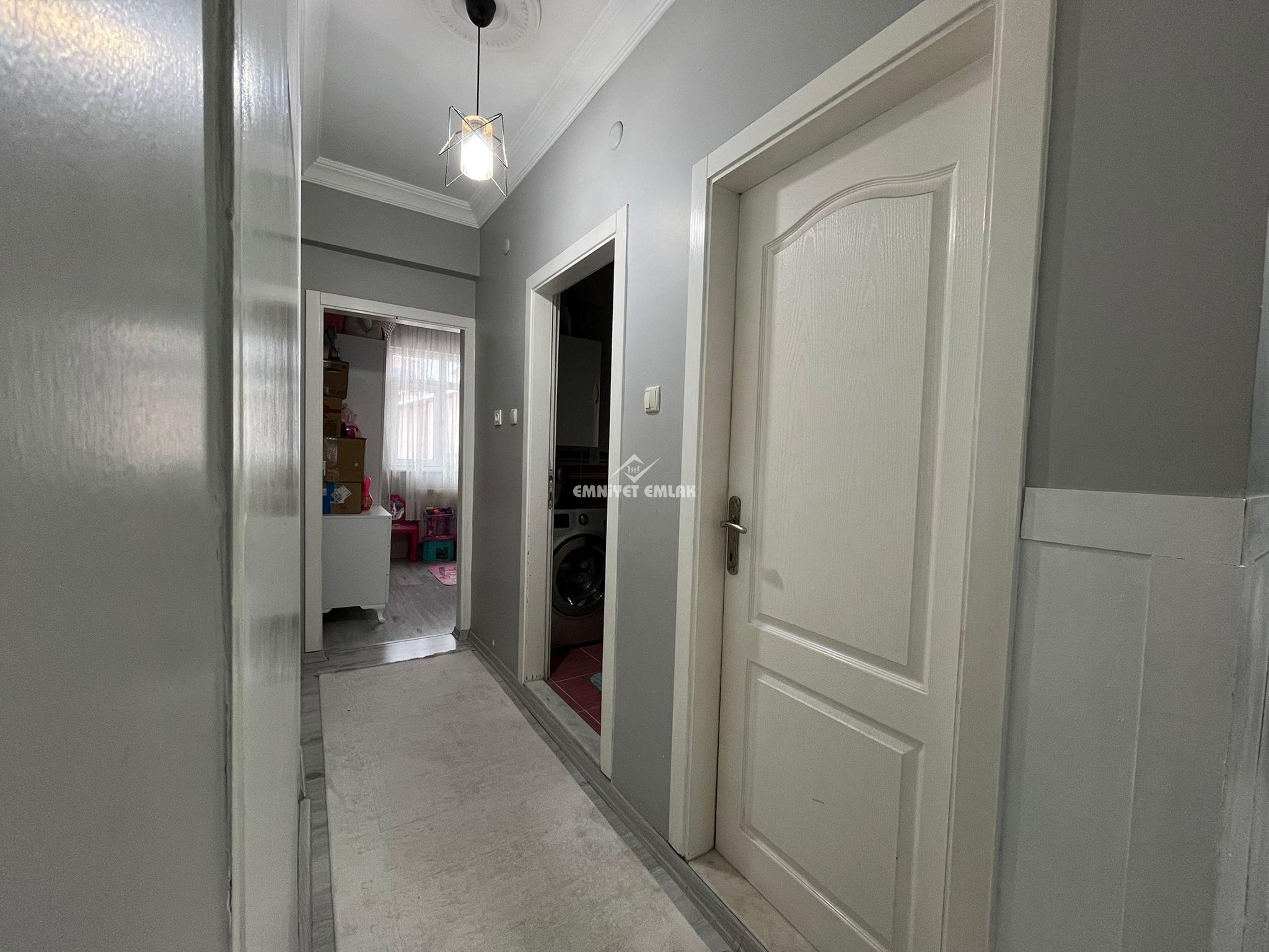 Carrefour Karşısı, Diş Hastanesi Yakını 3+1 Satılık Daire