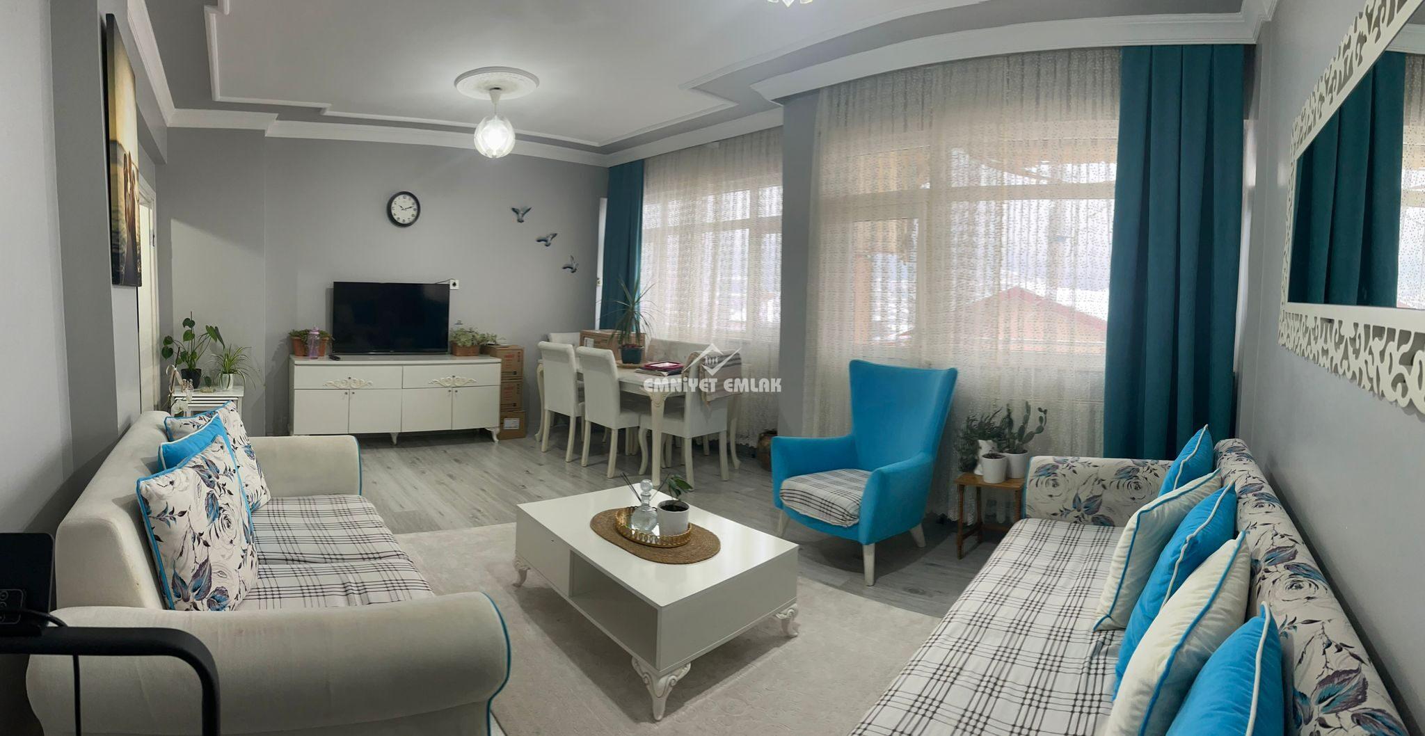 Carrefour Karşısı, Diş Hastanesi Yakını 3+1 Satılık Daire