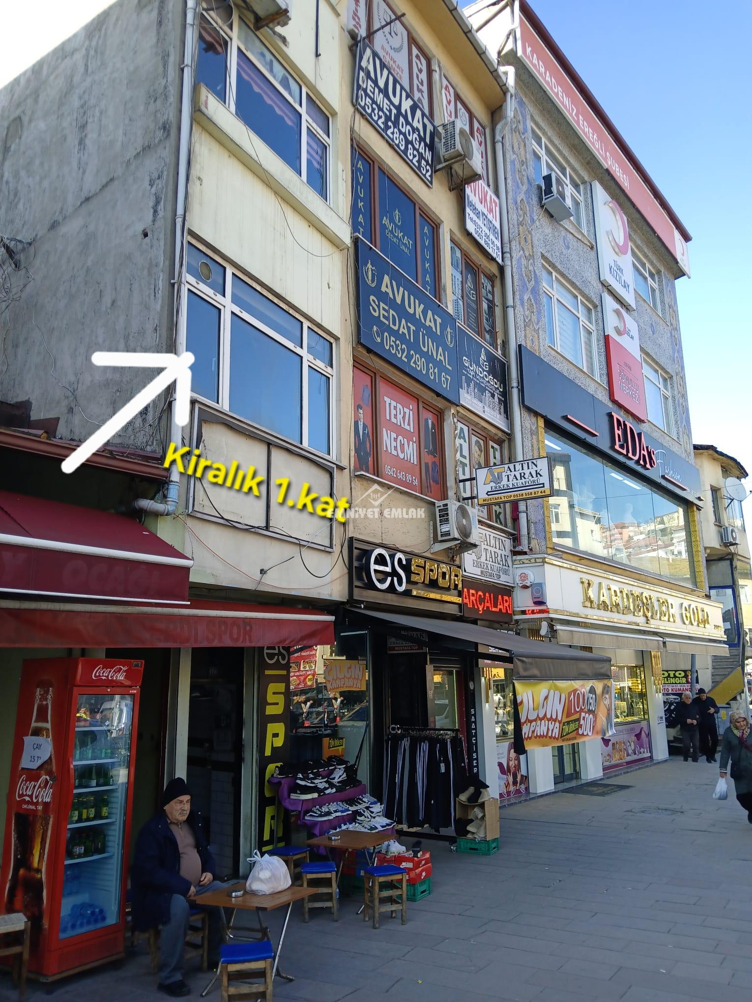 ÇARŞI MERKEZDE 18 METREKARE OFİS