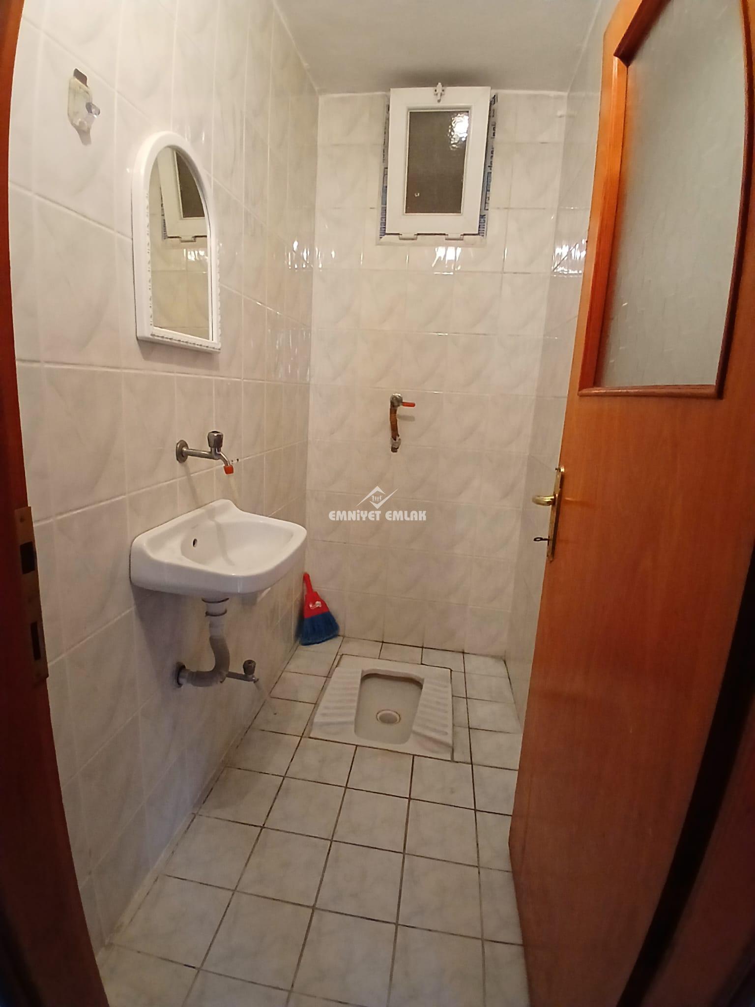 BEYÇAYIR SİTESİ ARA KAT 3+1 KİRALIK DAİRE