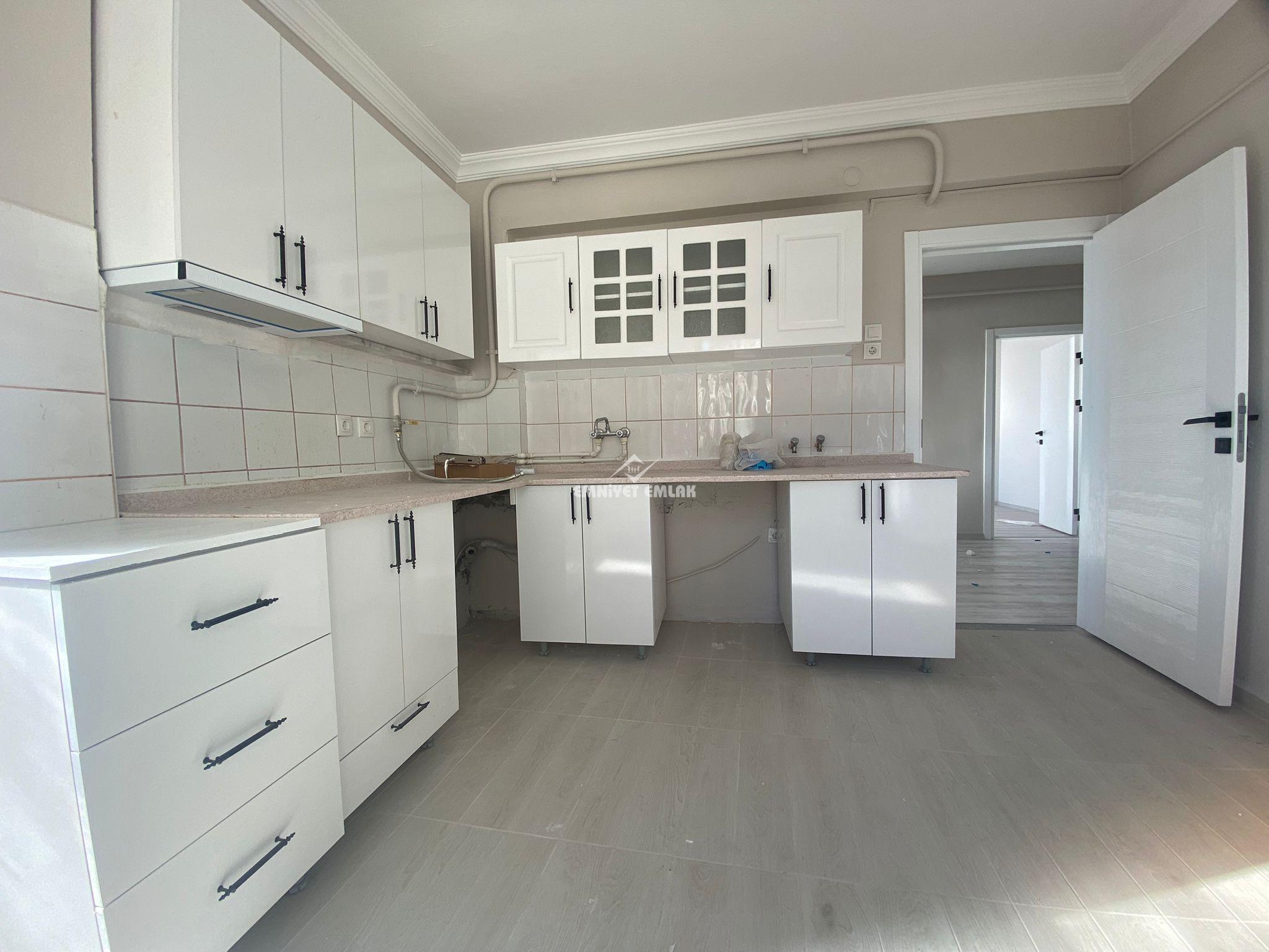 KDZ. Ereğli Kirmanlı Mahallesi’nde Deniz Manzaralı 3+1 Kiralık Daire