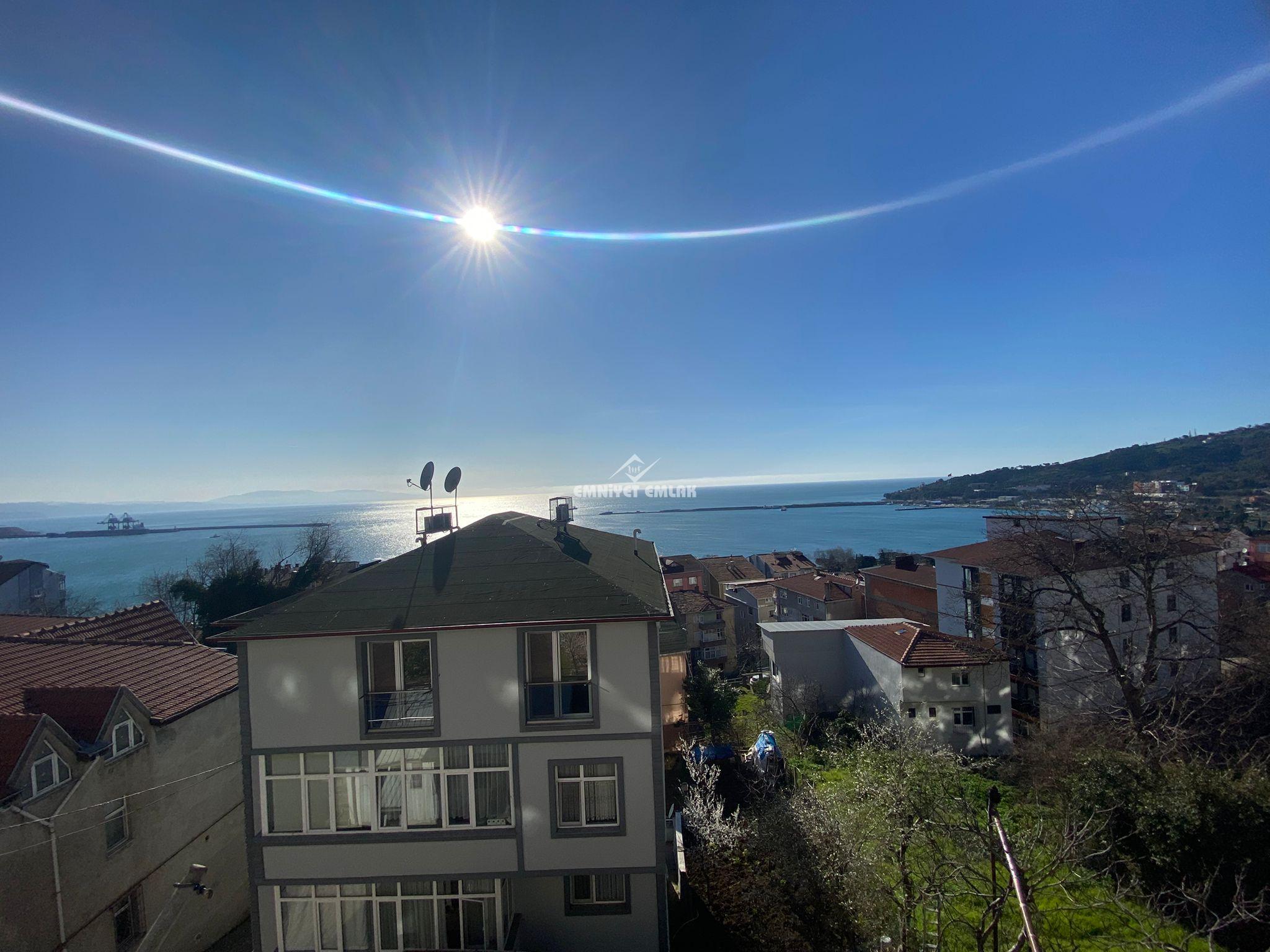 KDZ. Ereğli Kirmanlı Mahallesi’nde Deniz Manzaralı 3+1 Kiralık Daire