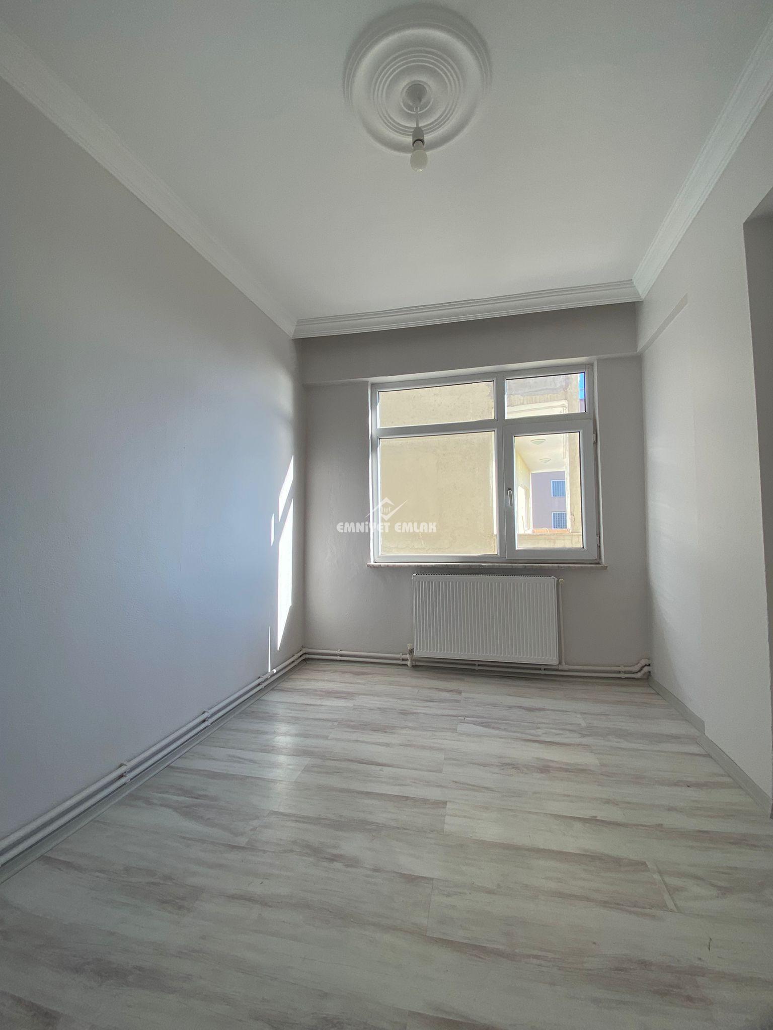 KDZ. Ereğli Kirmanlı Mahallesi’nde Deniz Manzaralı 3+1 Kiralık Daire