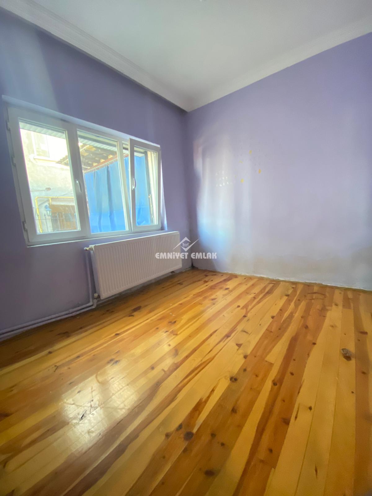 KDZ. Ereğli Akarca Mahallesi Dış Çeşme Mevkiinde Merkezi Konumda 3+1 Kiralık Daire