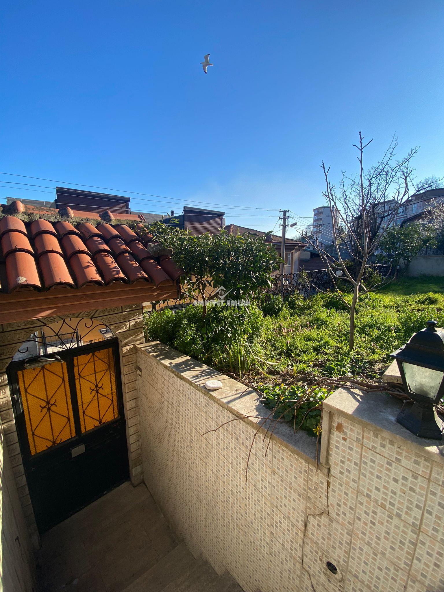 KDZ. Ereğli Akarca Mahallesi Dış Çeşme Mevkiinde Merkezi Konumda 3+1 Kiralık Daire