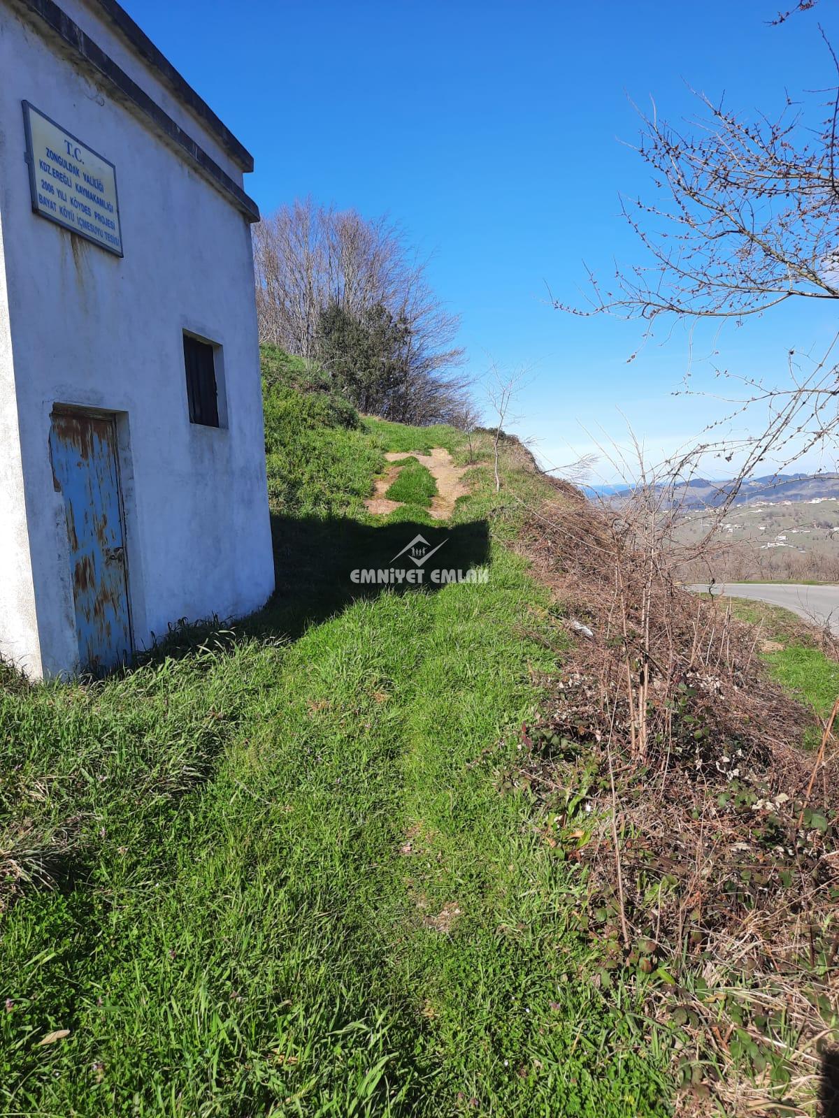 Ereğli Bayat Köyü’nde Deniz Manzaralı Satılık Tarla (1978 m²)